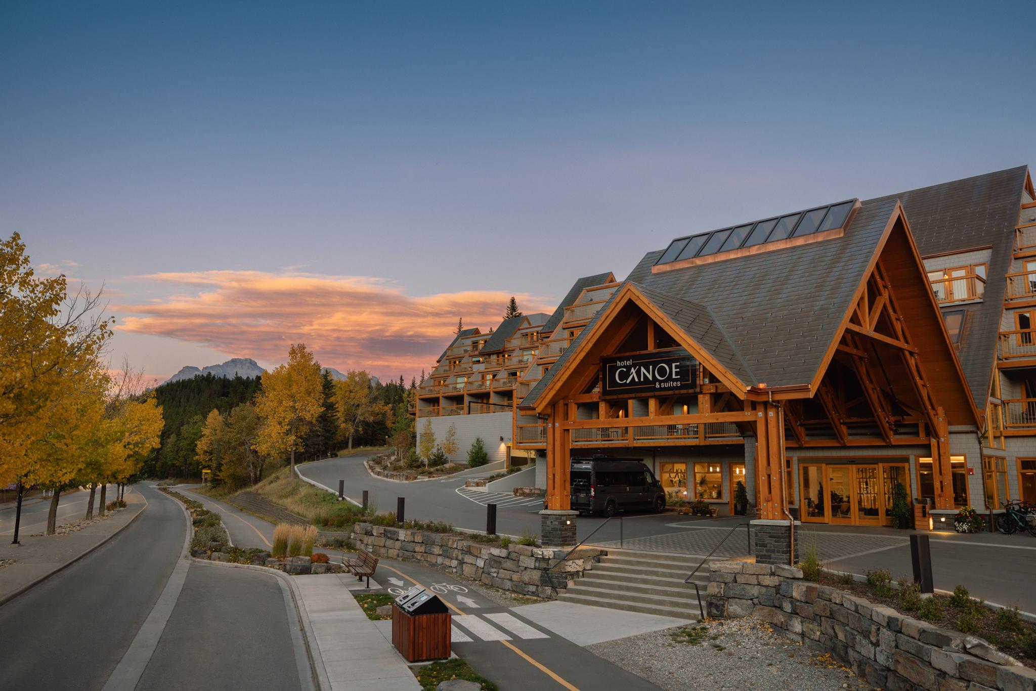 Vista Exterior Hotel Canoe and Suites