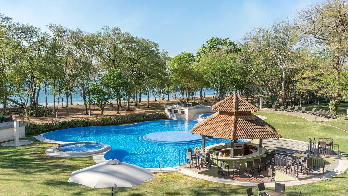 Vista Piscina CC Beach Front Papagayo All Inclusive