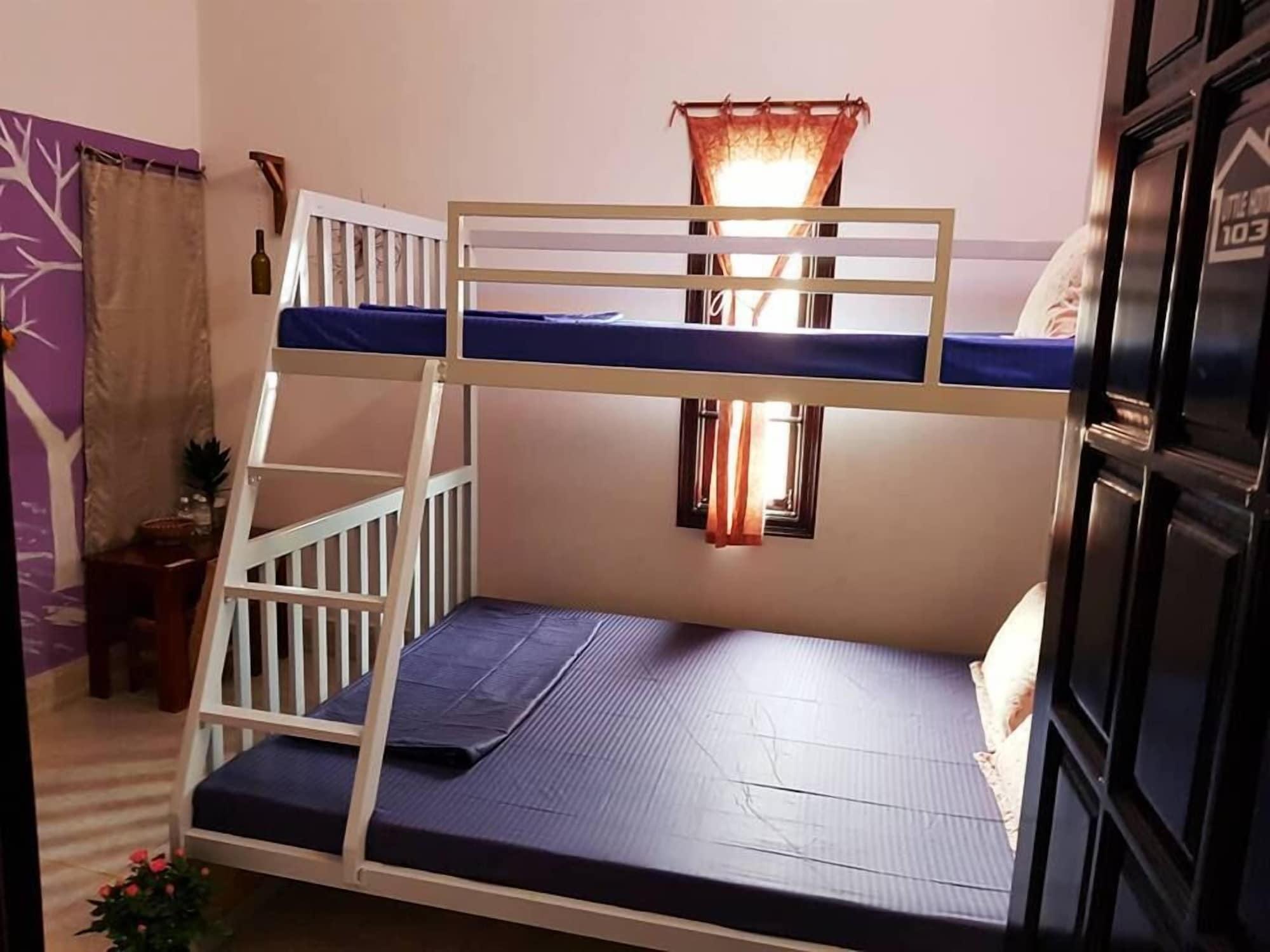 Habitación Little Home Hostel Nha Trang