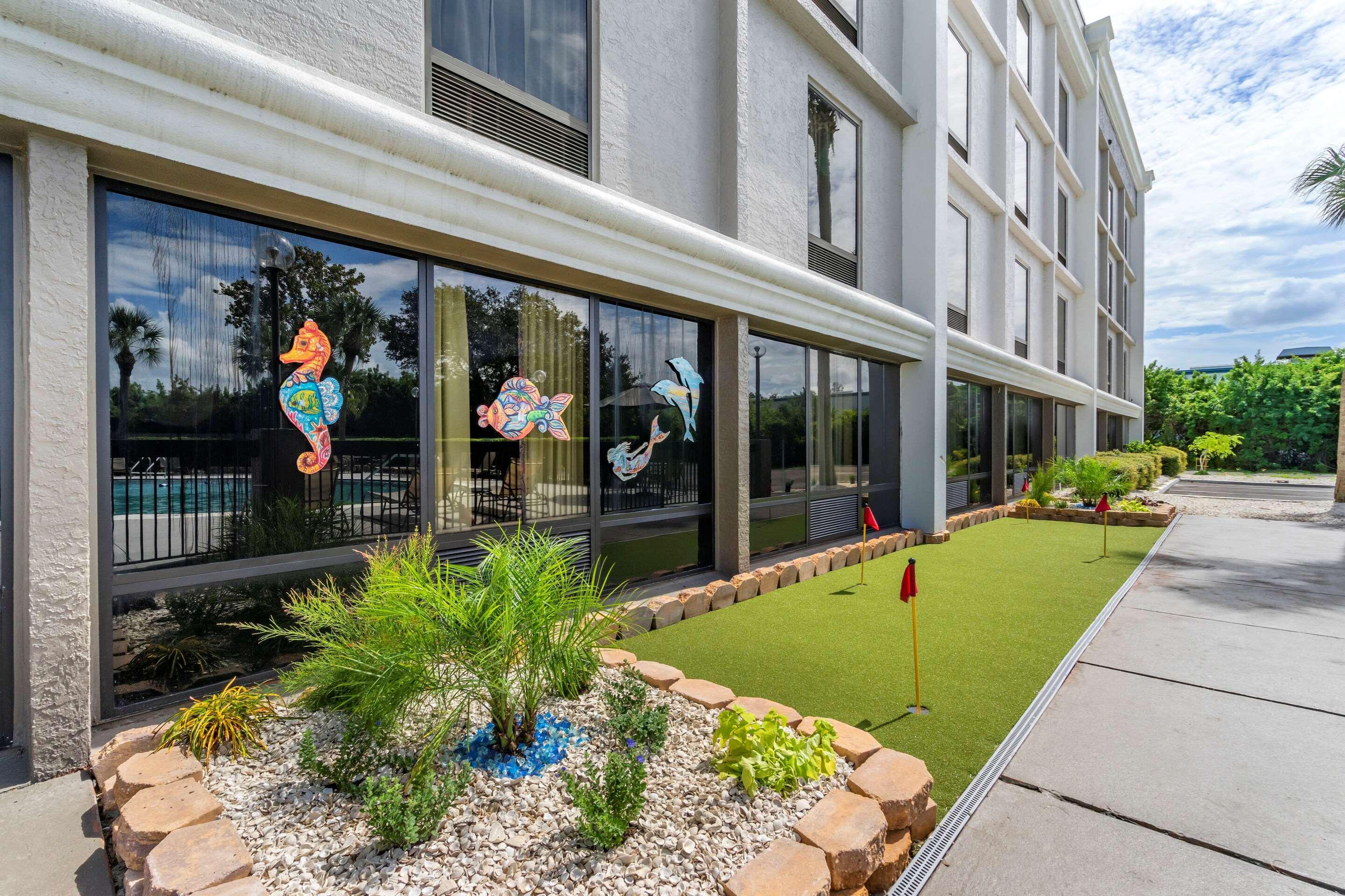 Vista Exterior Comfort Inn & Suites St. Pete - Clearwater International Airport