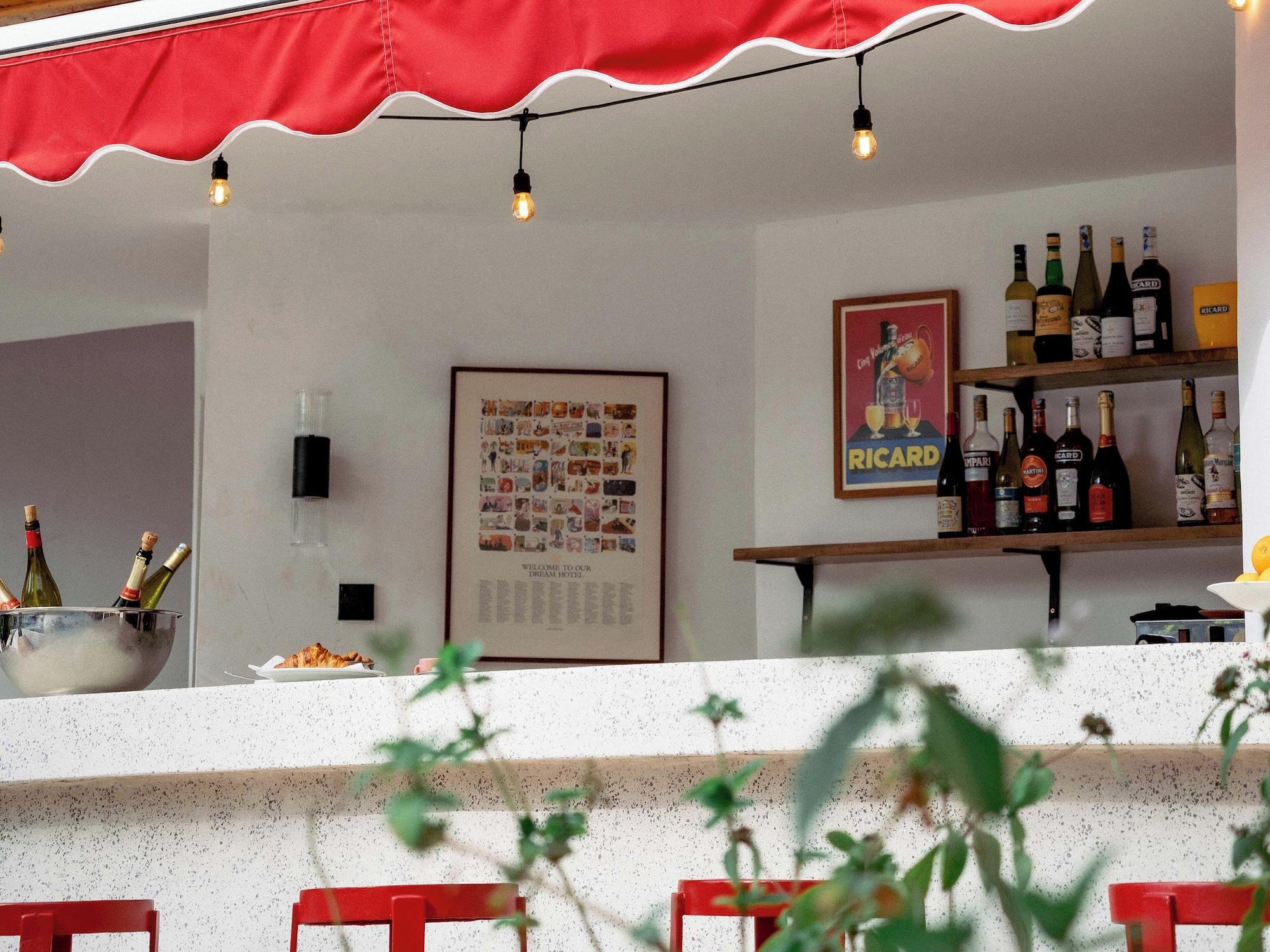 Bar/Salón Céline & Lolo