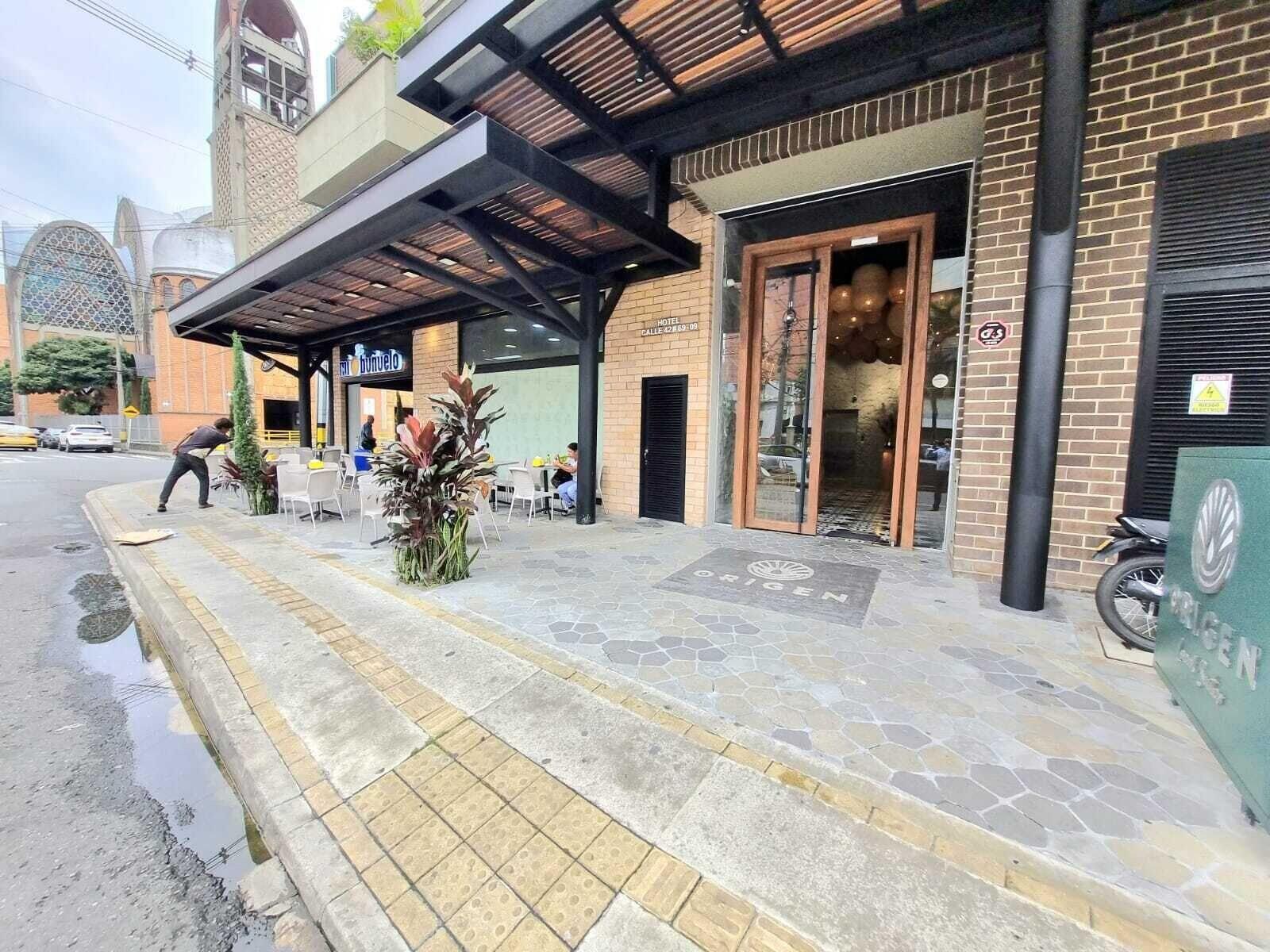 Vista Exterior Origen Local Suites