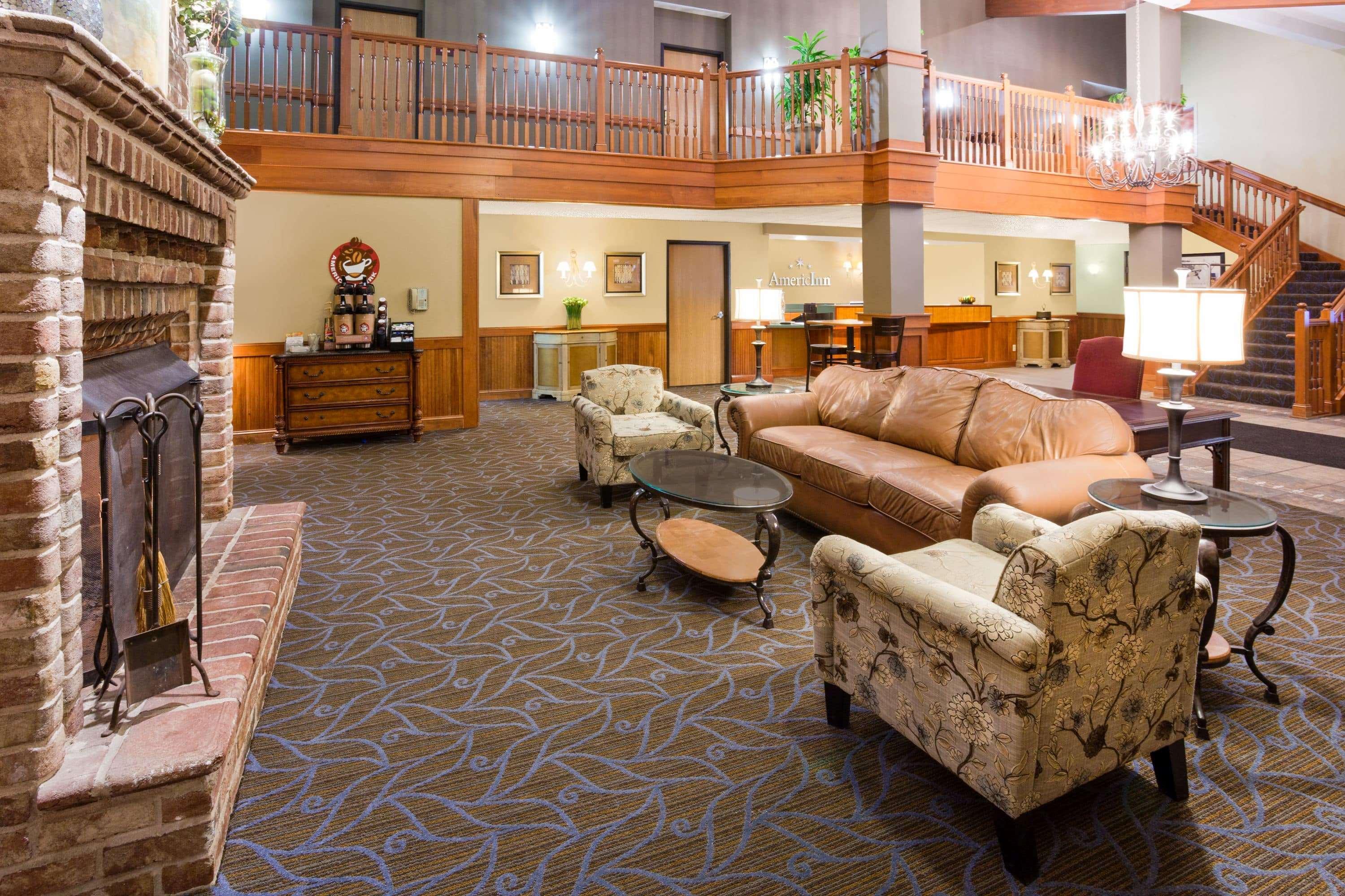 Vista Lobby AmericInn by Wyndham Chanhassen
