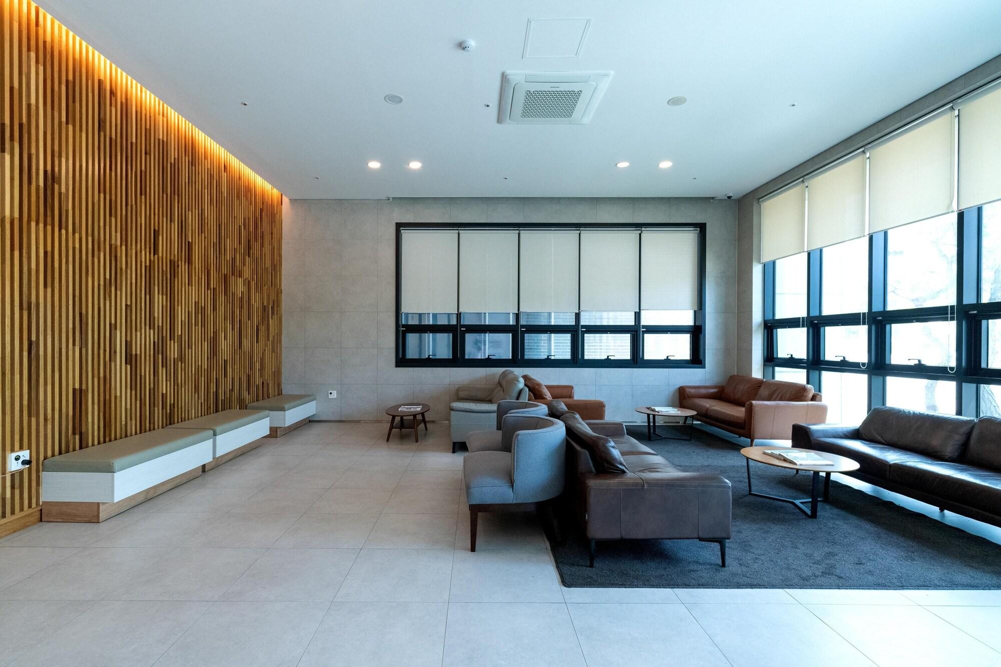 Vista Lobby Best Western Asan Hotel
