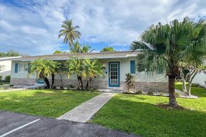 Alojamiento - Marco Island Lakeside Inn