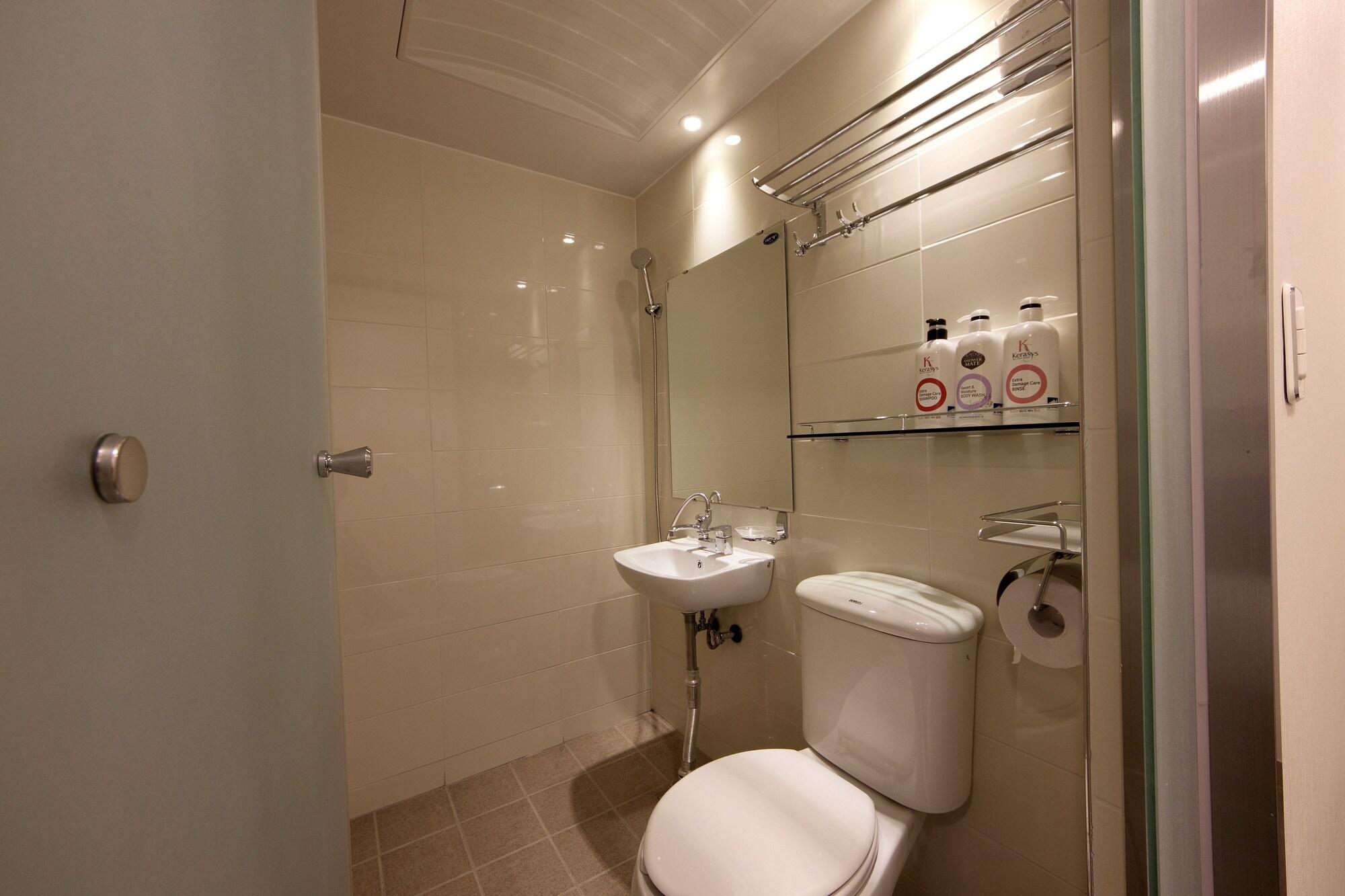 Equipamiento de Habitación K-Guesthouse Myeongdong 1