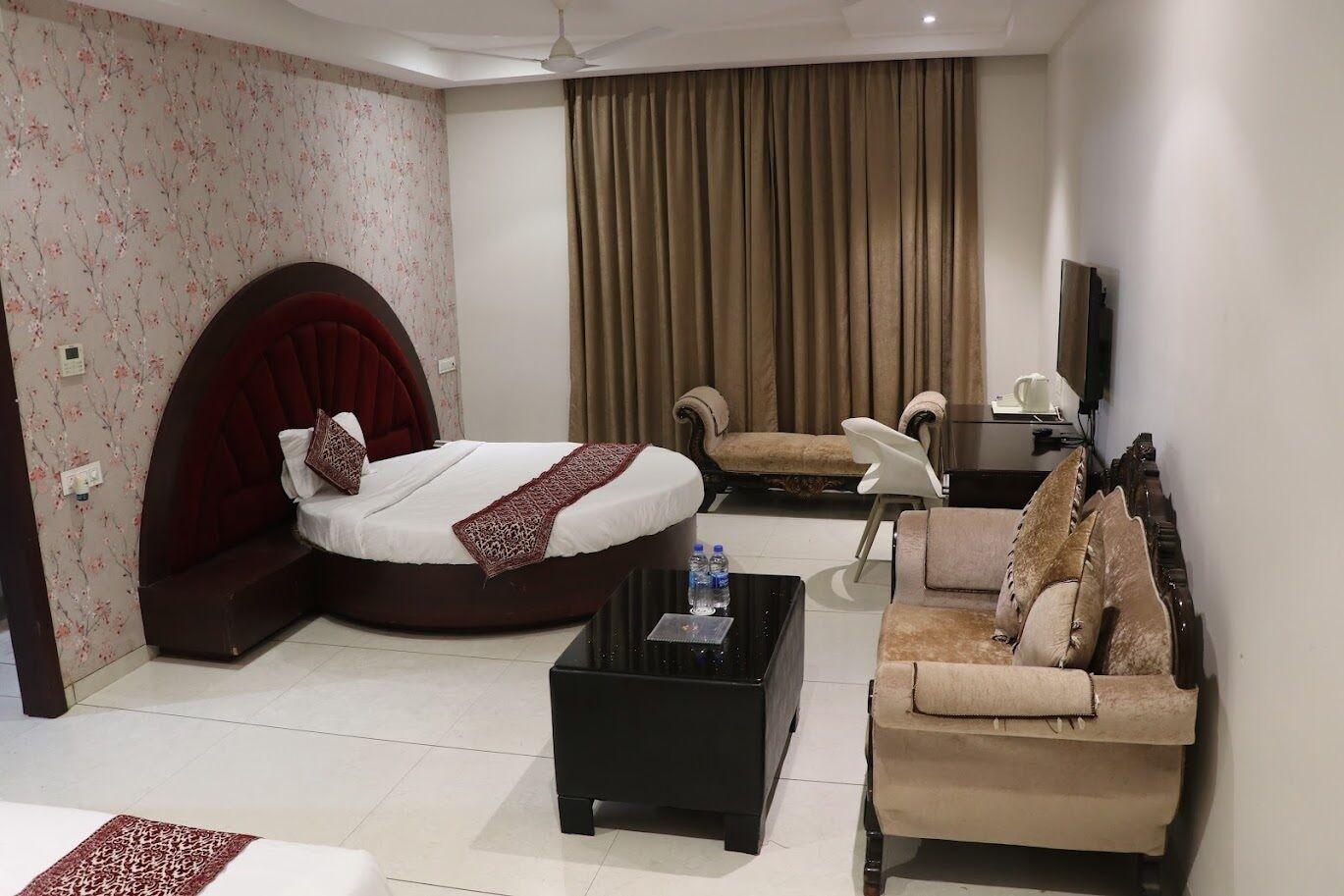 Habitación Nakshatra Hotel & Resort in Khargone