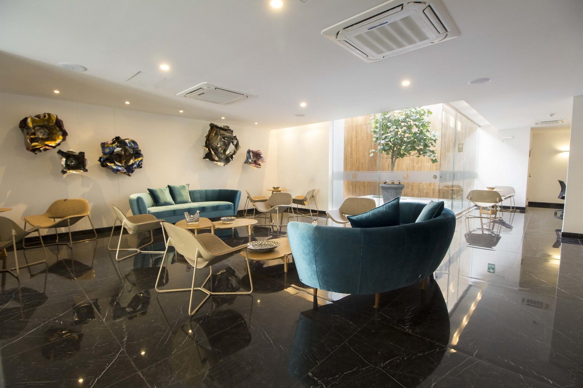 Bar/Salón Tierra Viva Miraflores Mendiburu