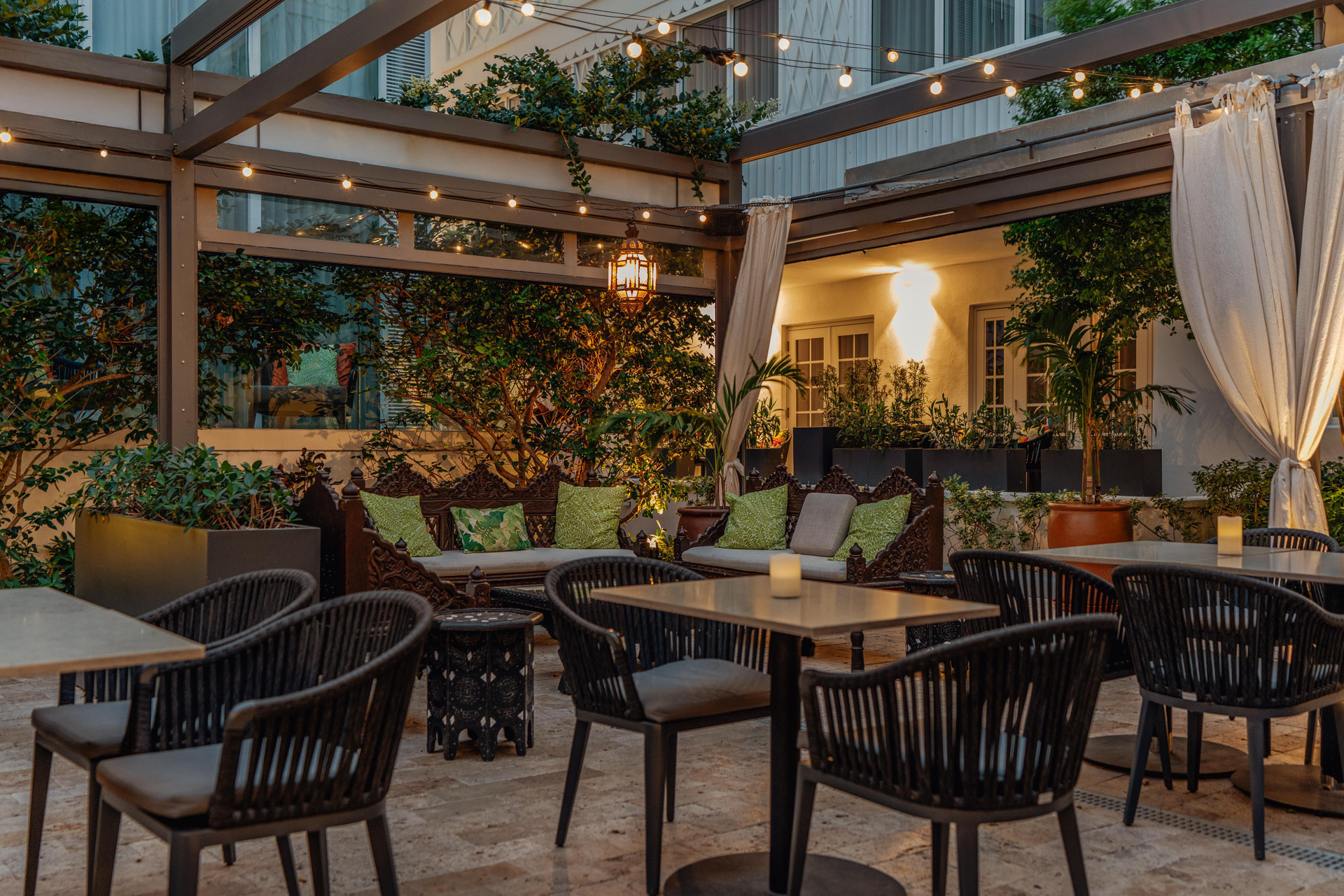 Restaurant Iberostar Waves Miami Beach