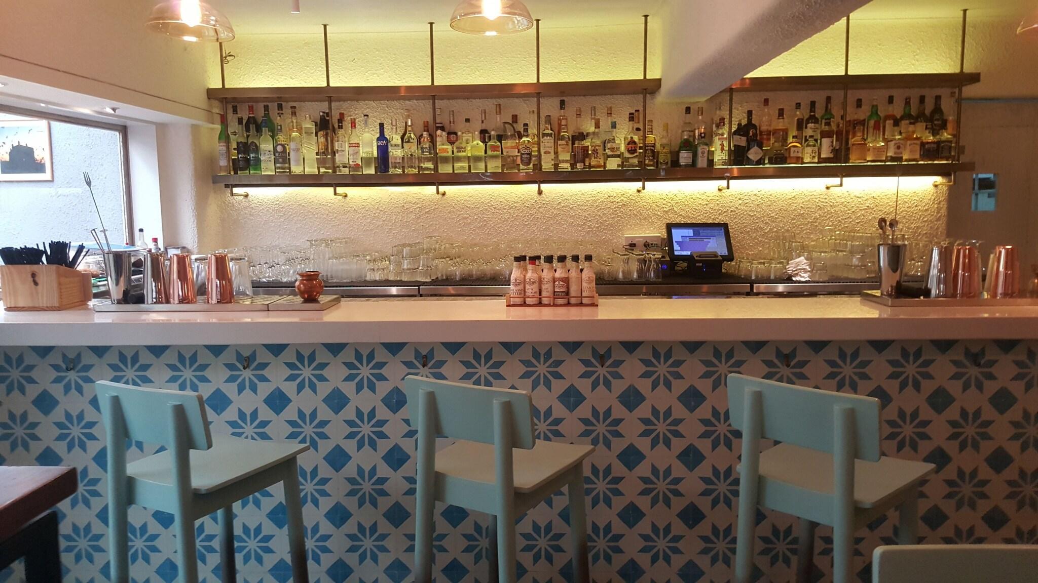 Bar/Salón Le Sutra Hotel