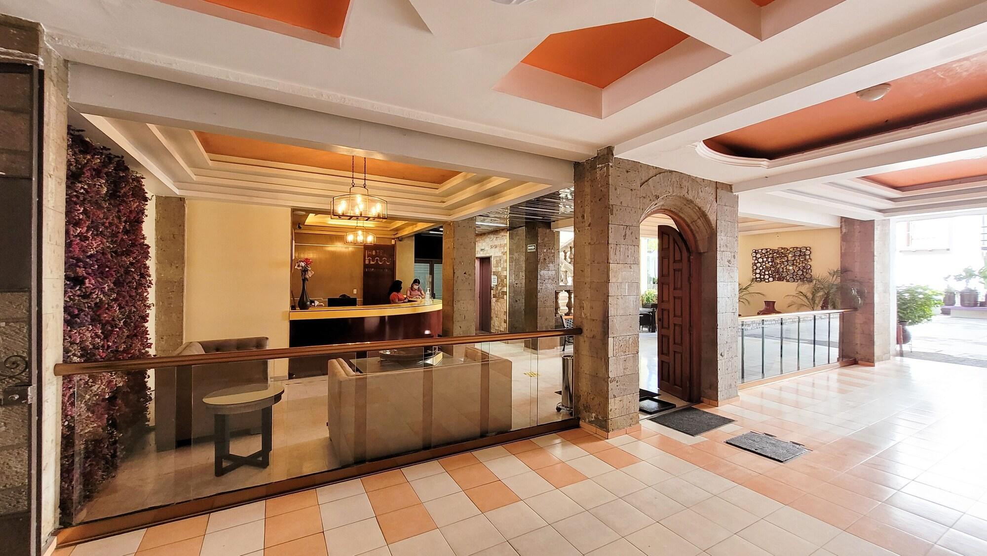 Vista Lobby HOTEL MARIA ISABEL DE IGUALA