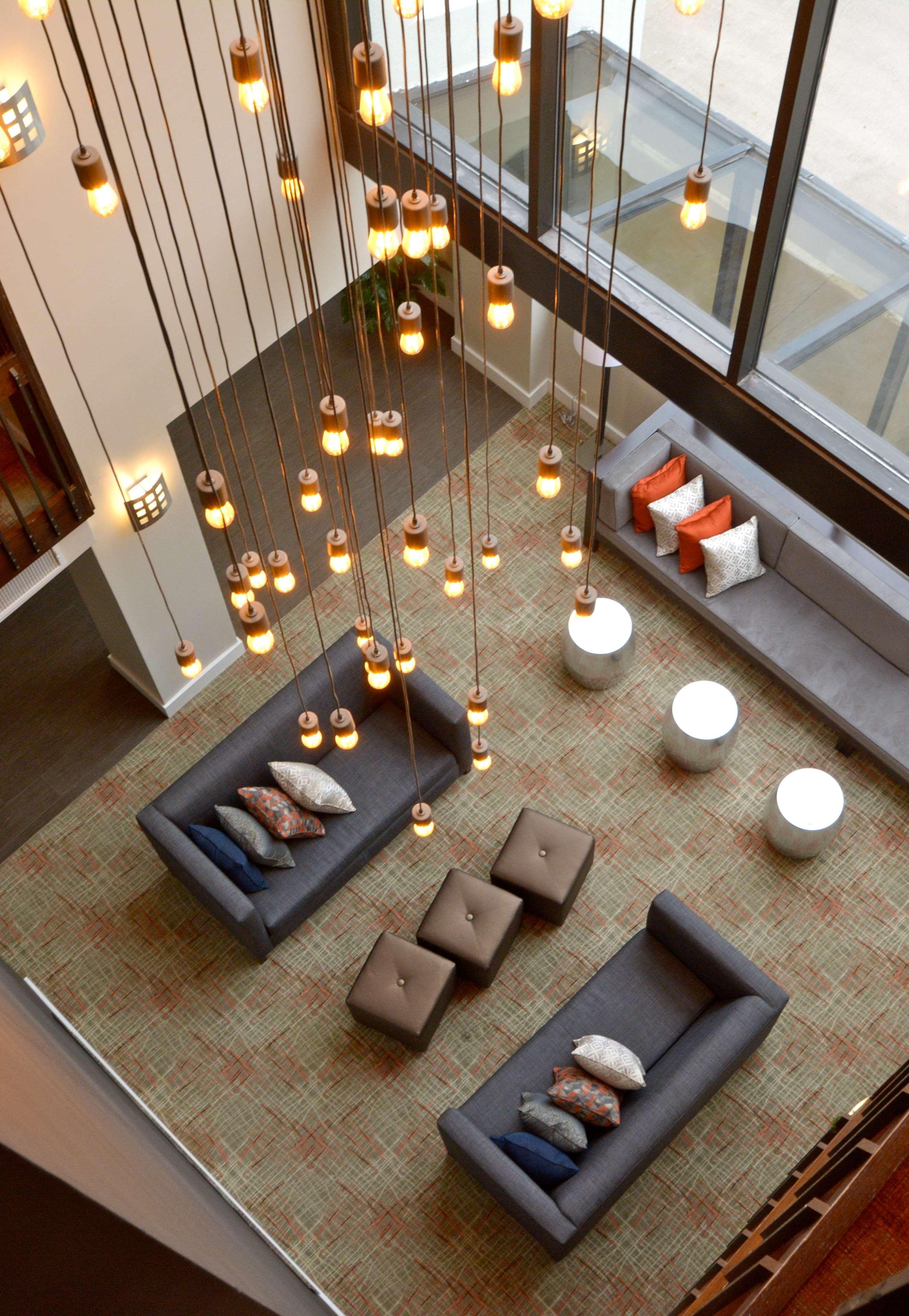 Vista Lobby Best Western Hotel Montgomery