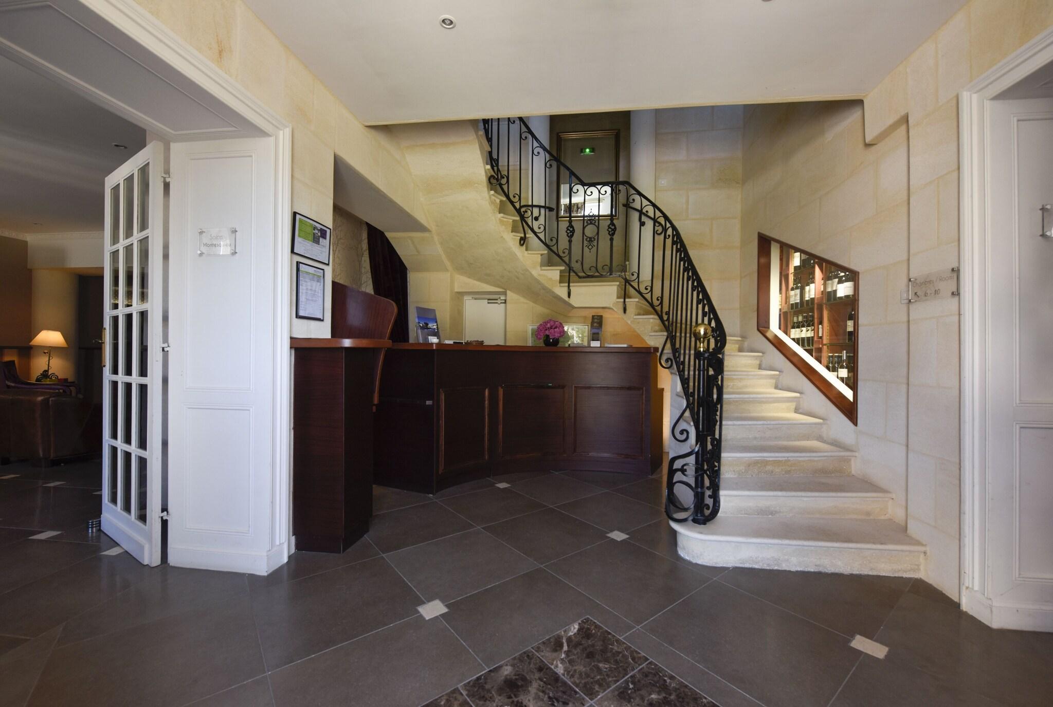 Vista Lobby Domaine de Larchey & son restaurant - Bordeaux Sud