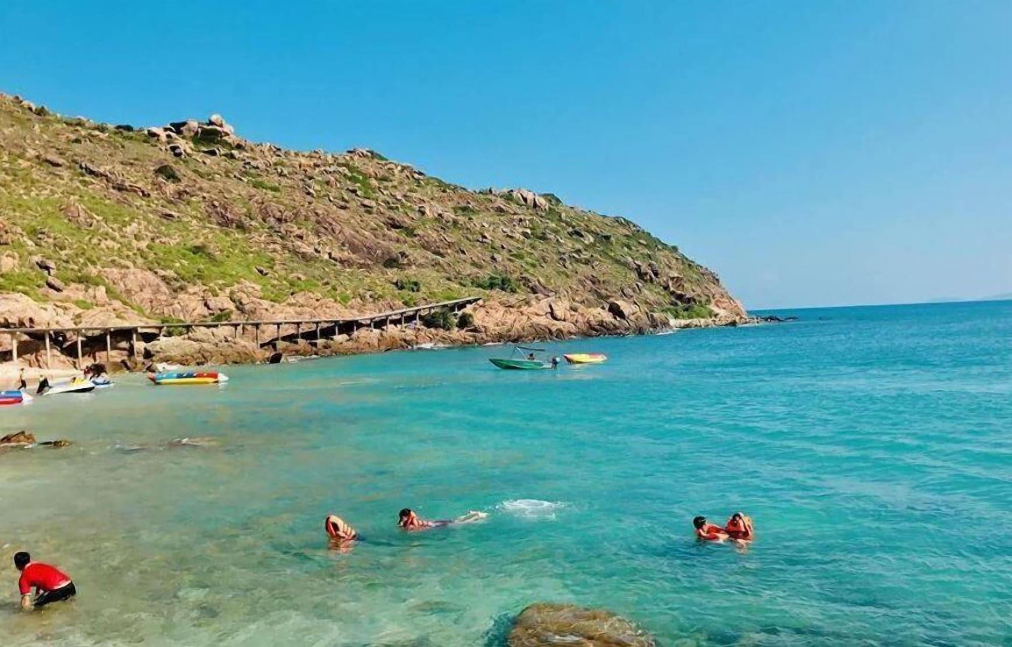 Playa Quy Nhon Blue Sea Hotel