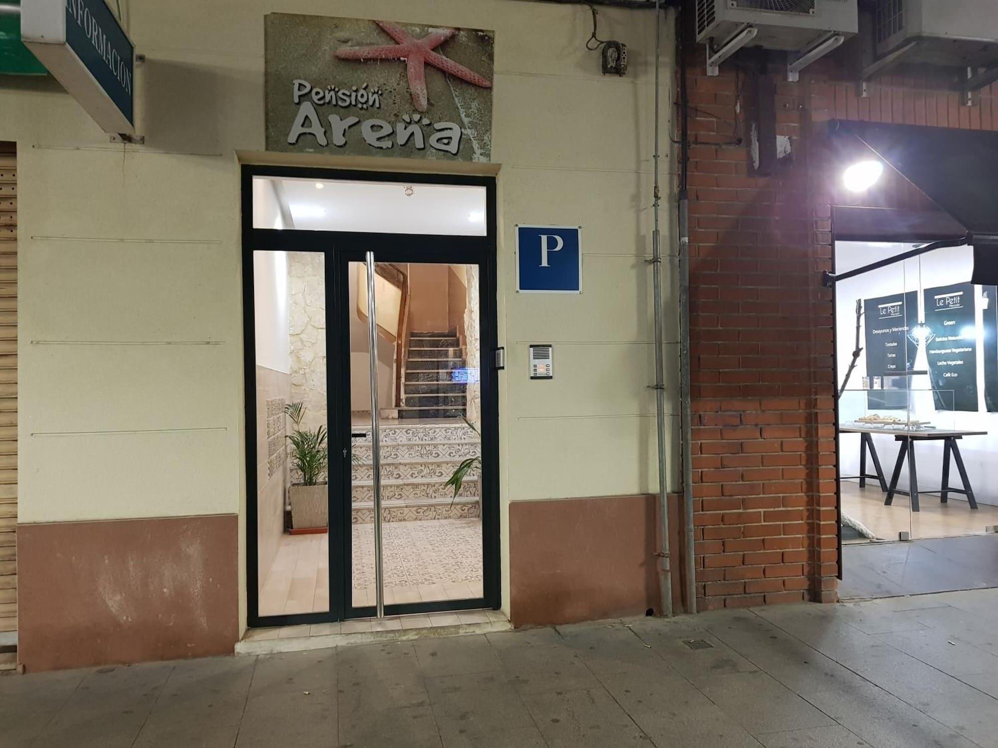 Vista Exterior Pension Arena Alicante