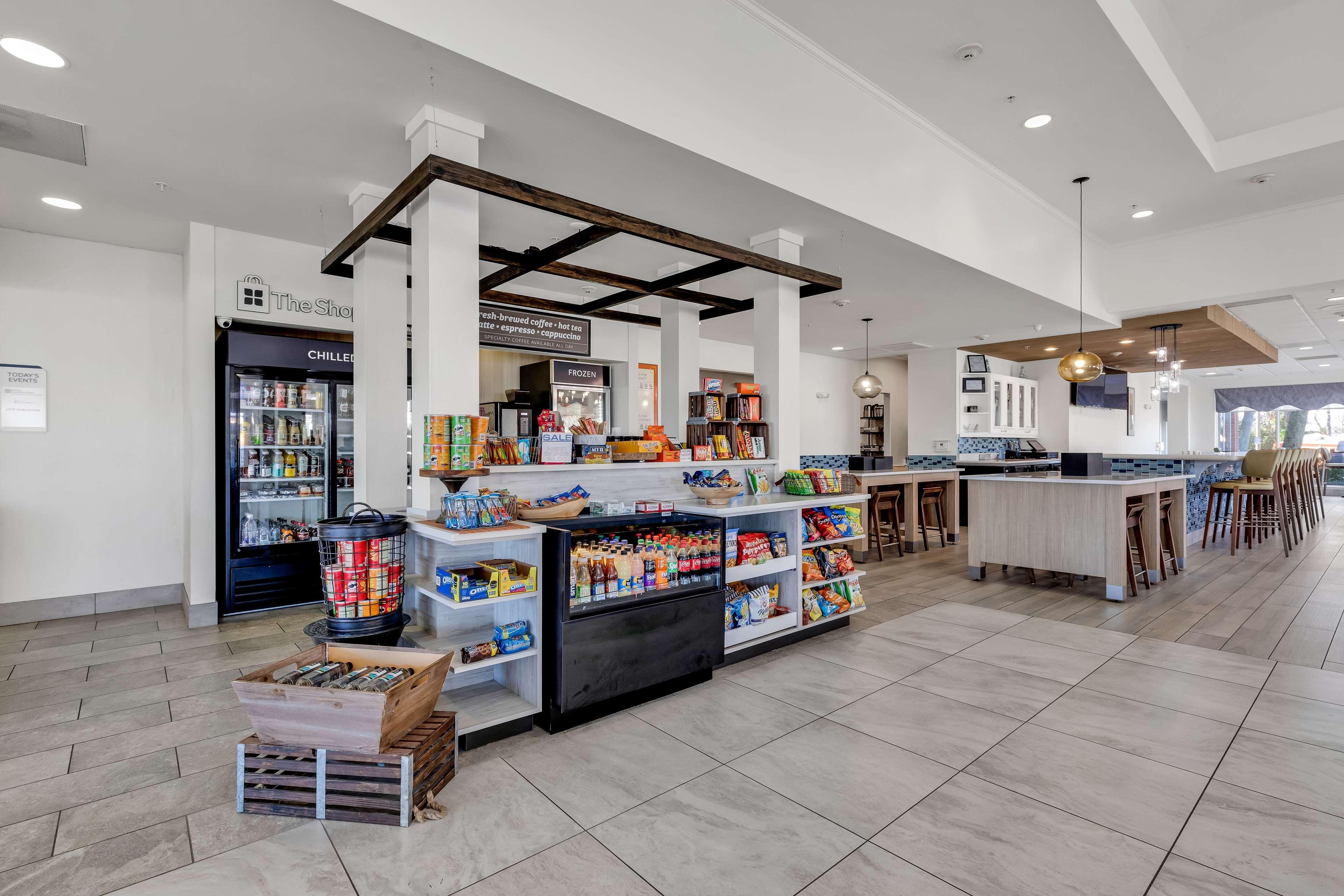 Bar/Salón Hilton Garden Inn Myrtle Beach/Coastal Grand Mall