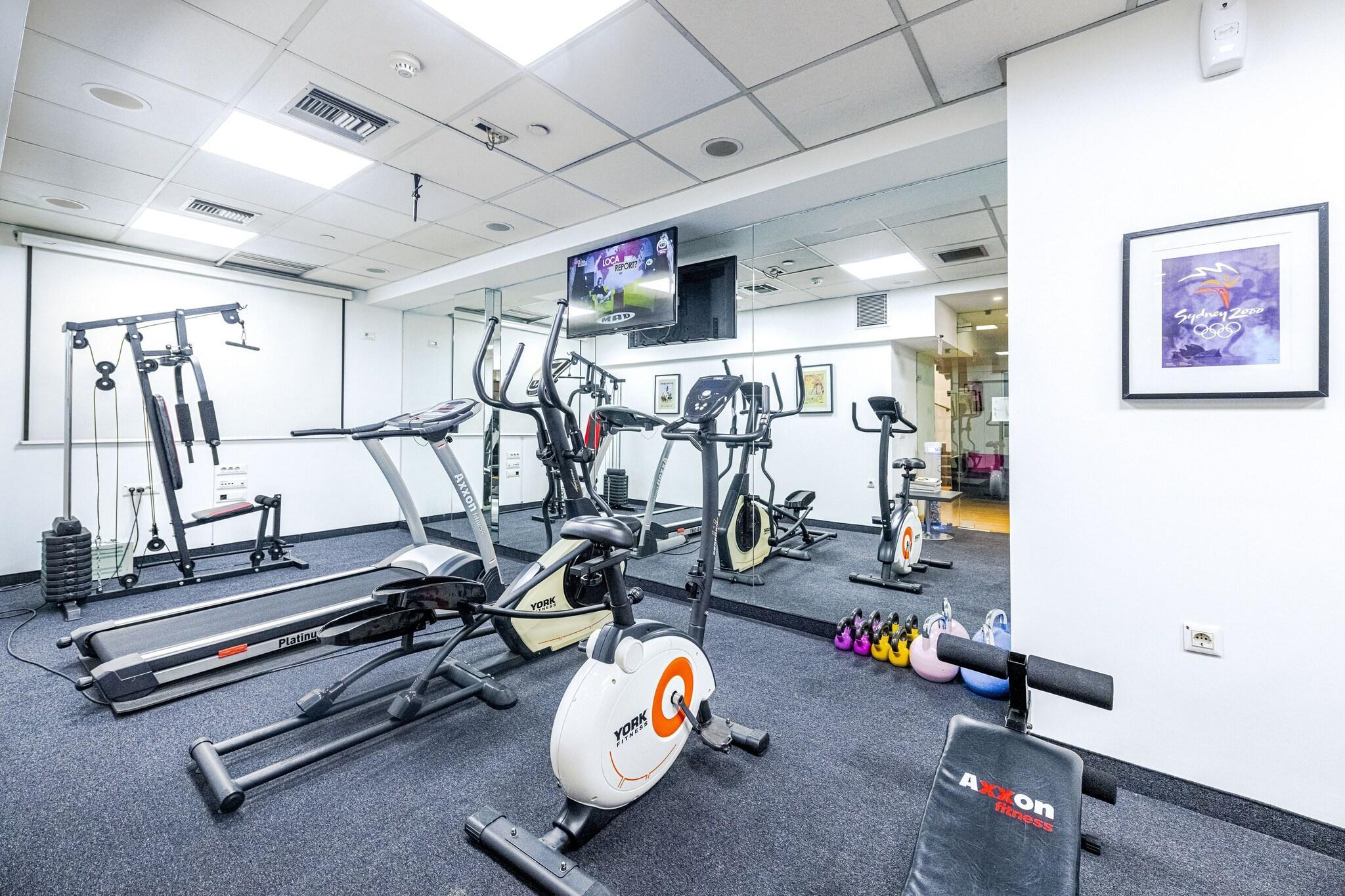 Instalaciones Recreativas Polis Grand Hotel