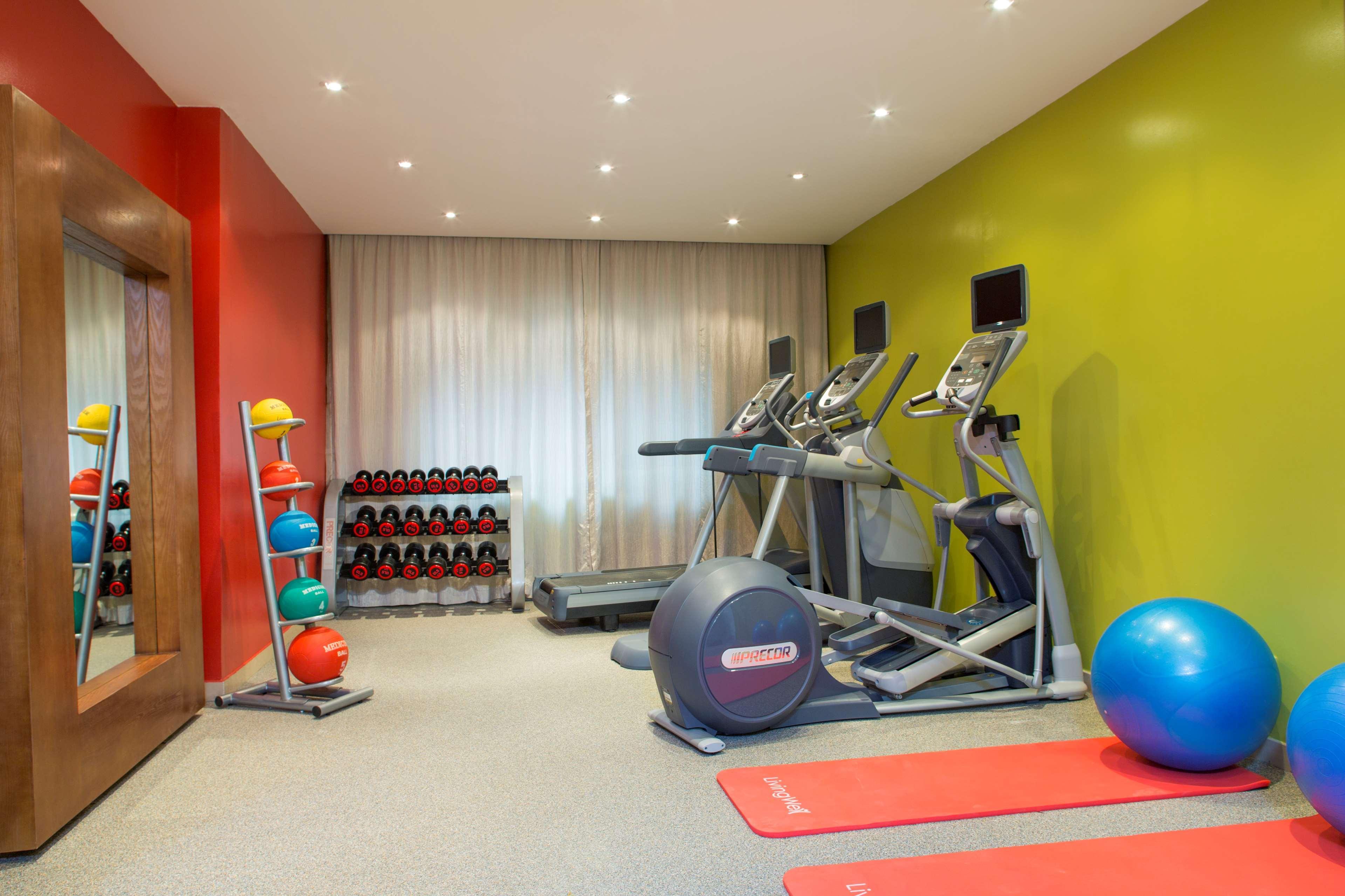Gimnasio Hilton Garden Inn Hanoi