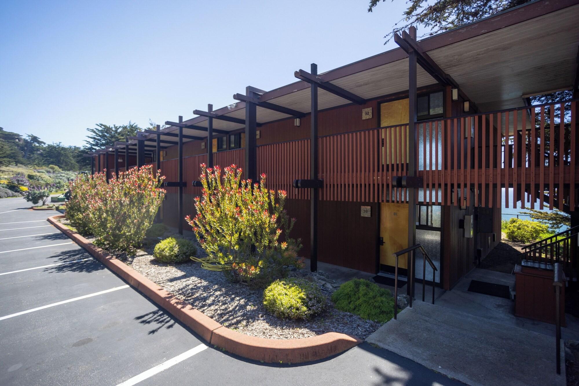 Vista Exterior Ragged Point Inn and Resort