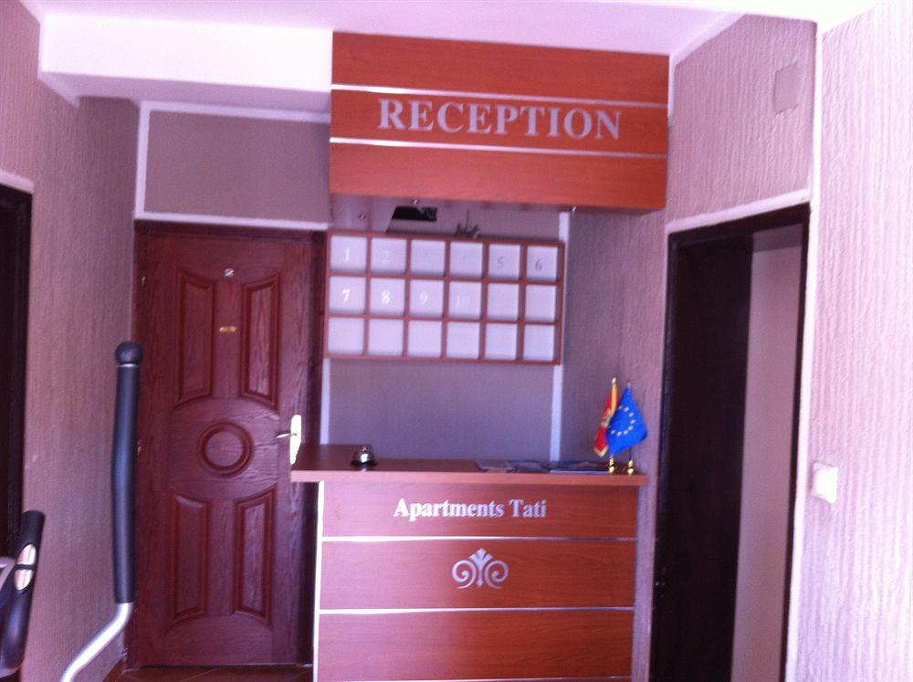 Vista Lobby Apartments Tati