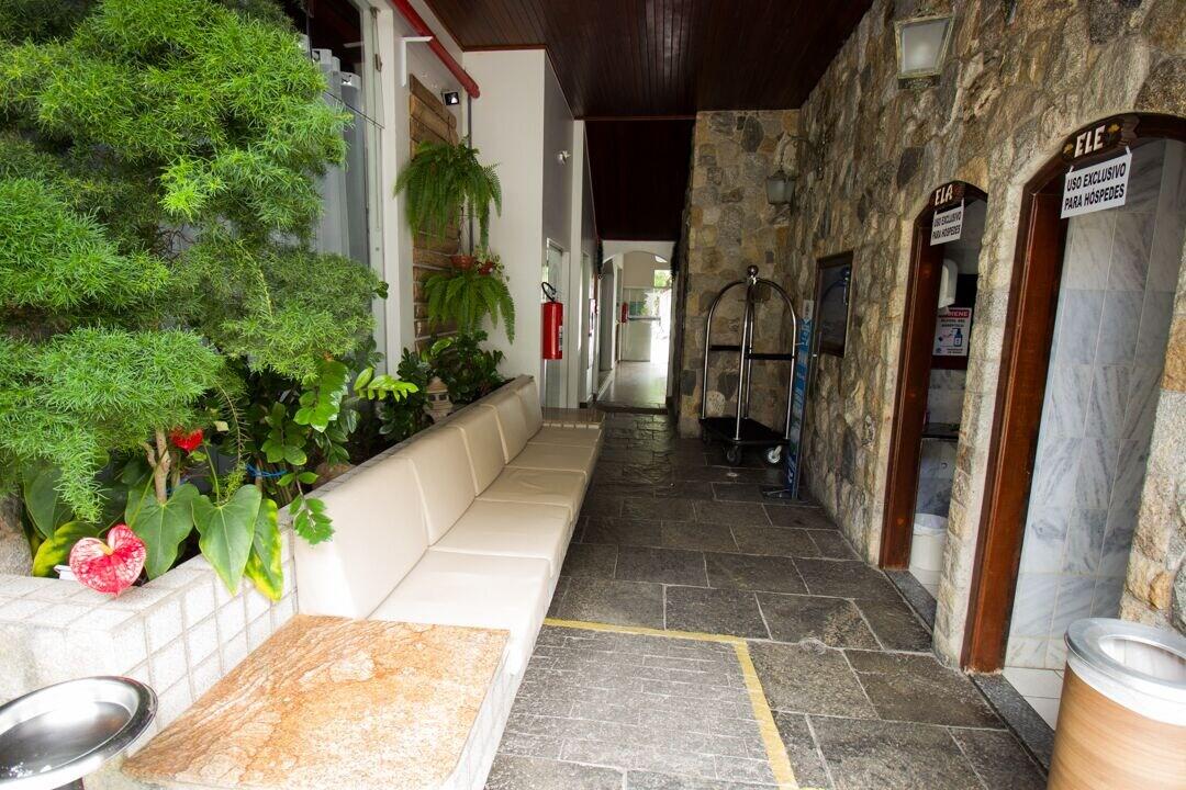 Vista Lobby Hotel São Charbel
