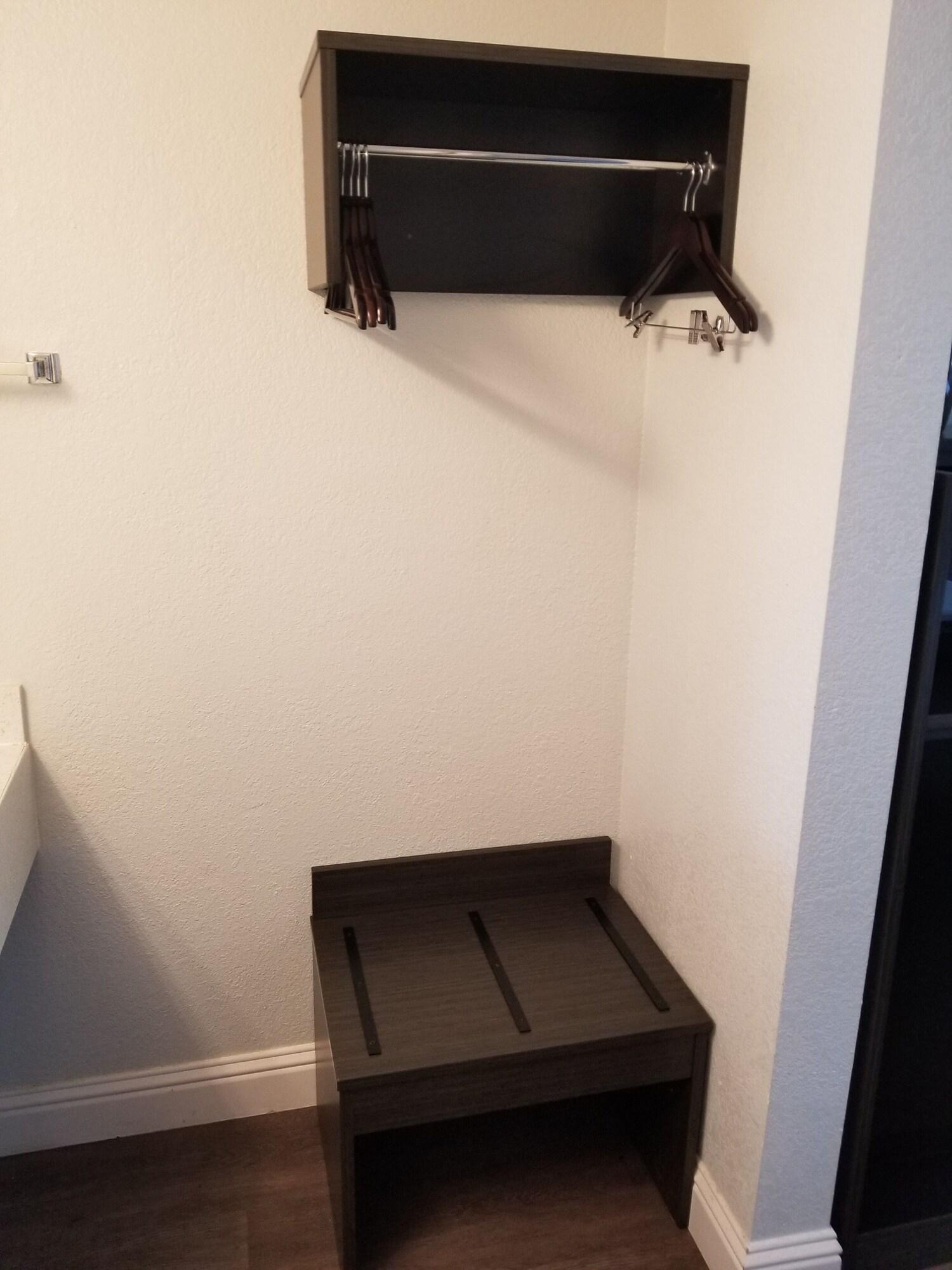 Set de Habitación Motel 6 Sacramento, CA - Natomas & SMF Airport