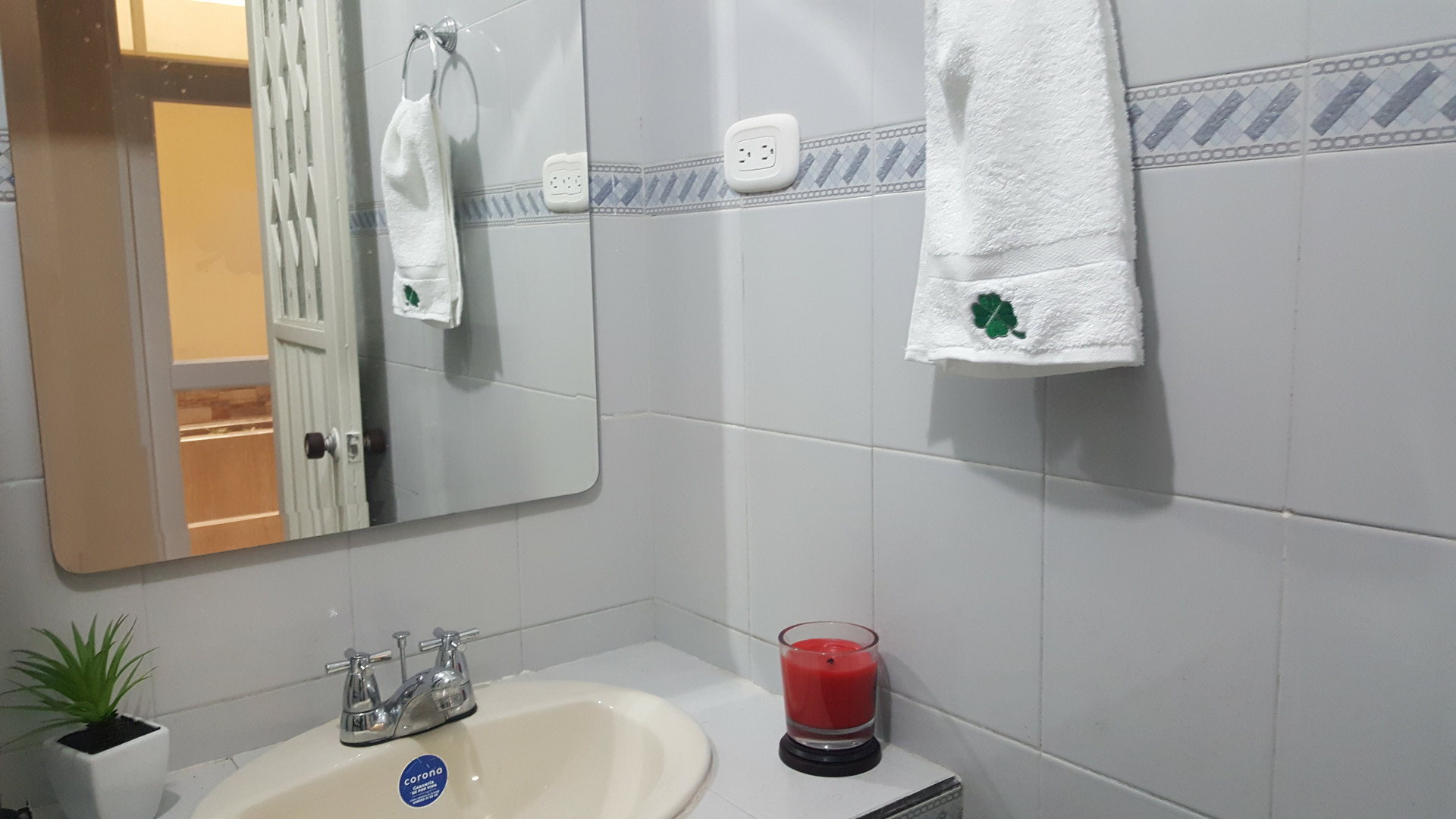 Habitación Hotel The Clover Home # 2