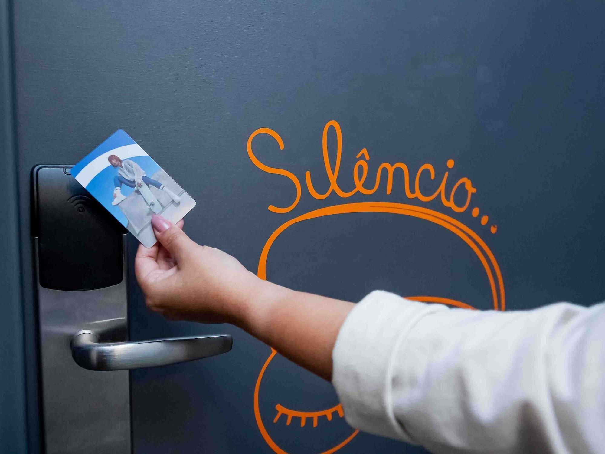 Habitación ibis budget Santos Gonzaga