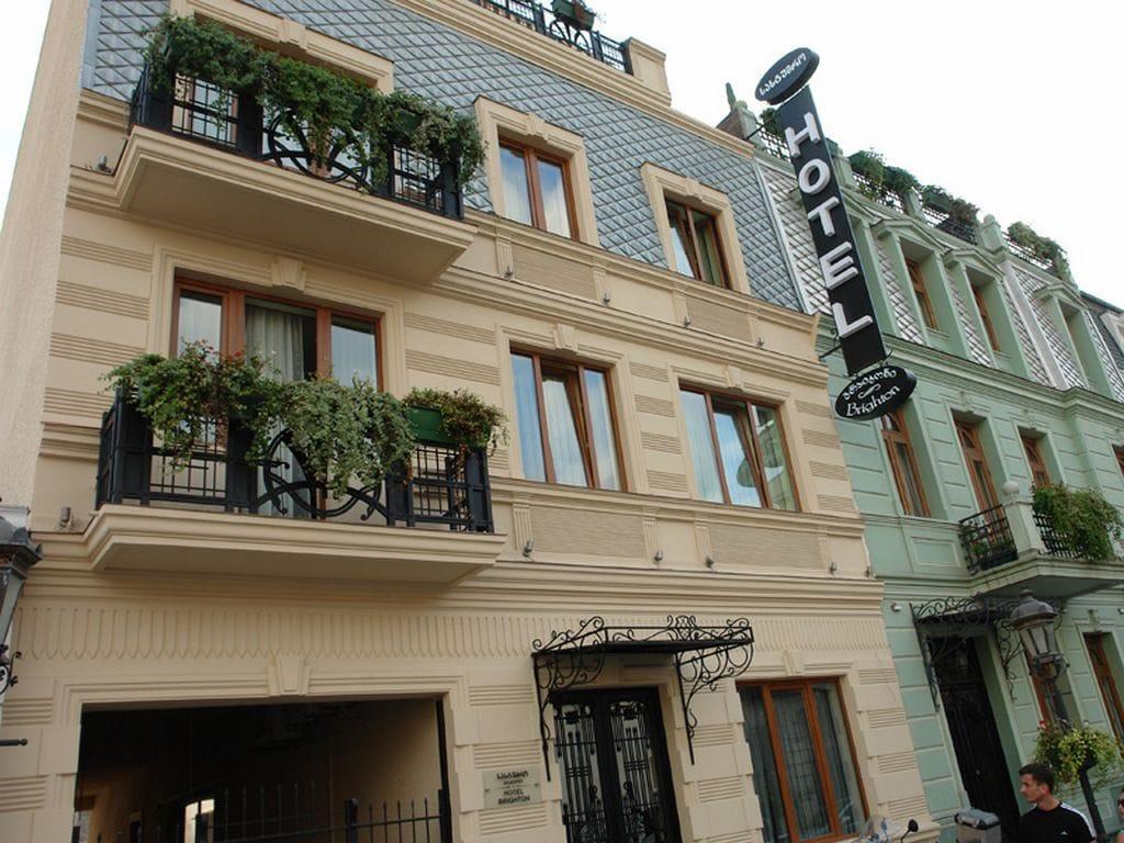 Varios Hotel Brighton