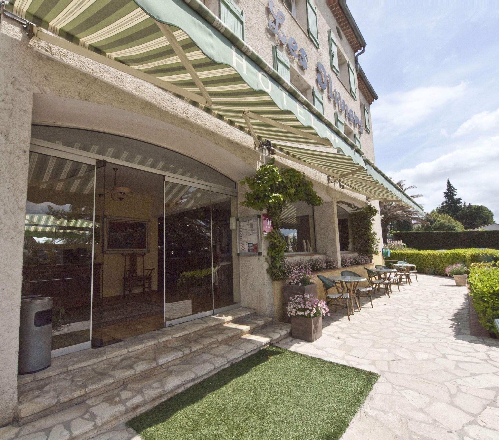 Vista Exterior Les Oliviers