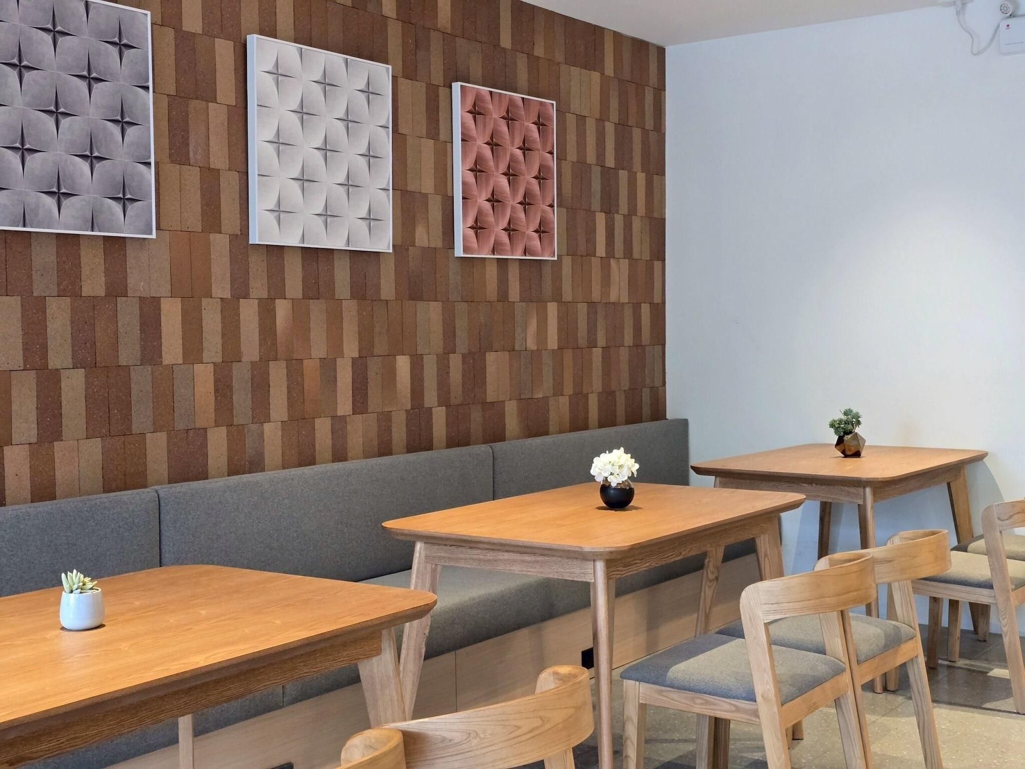 Restaurant PAAK Hotel Suvarnabhumi