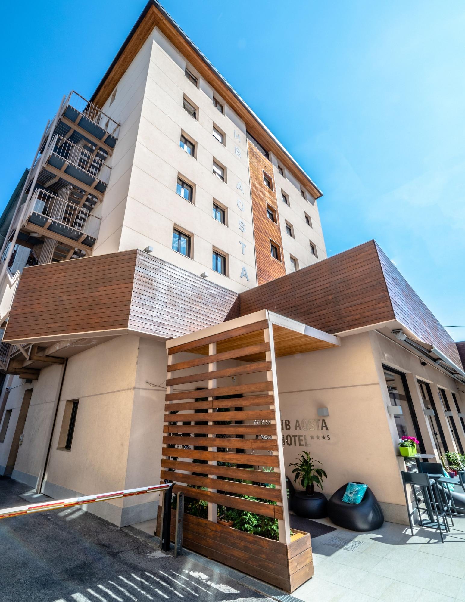 Vista Exterior HB Aosta Hotel & Balcony SPA