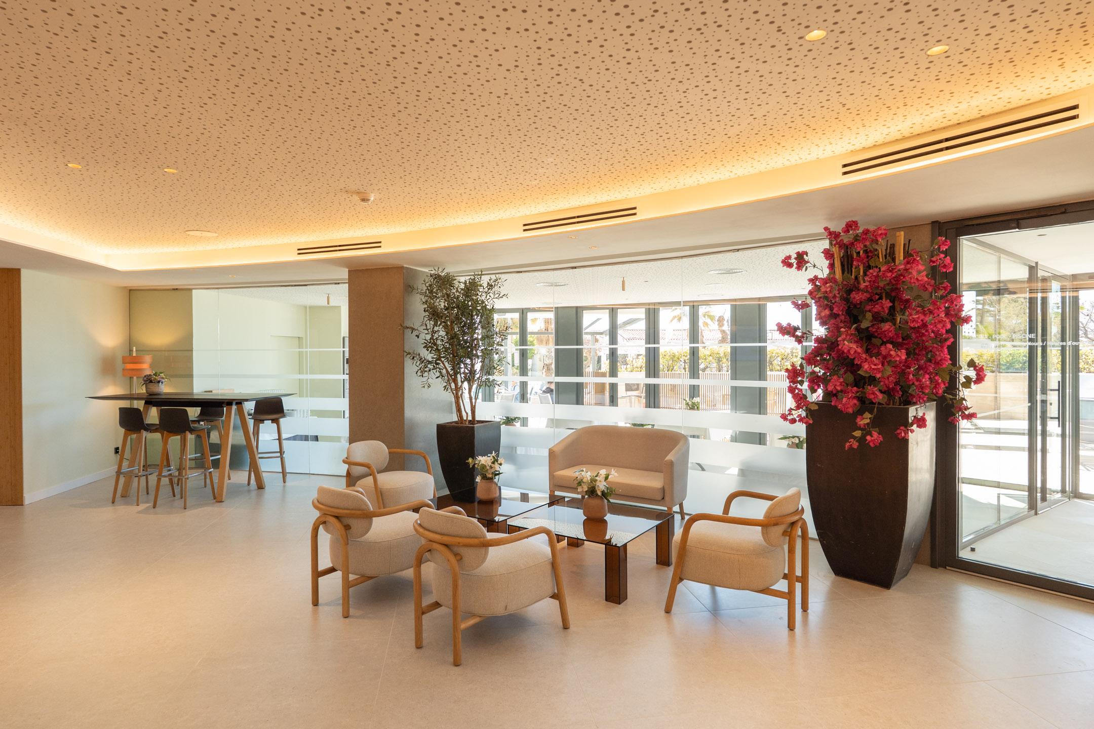Vista Lobby Hotel Calipolis