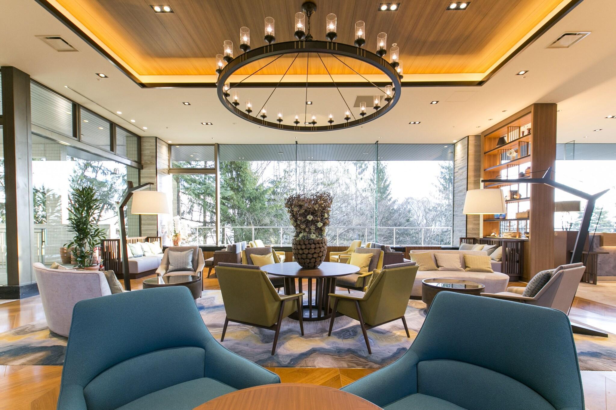 Vista Lobby Highland Resort Hotel & Spa