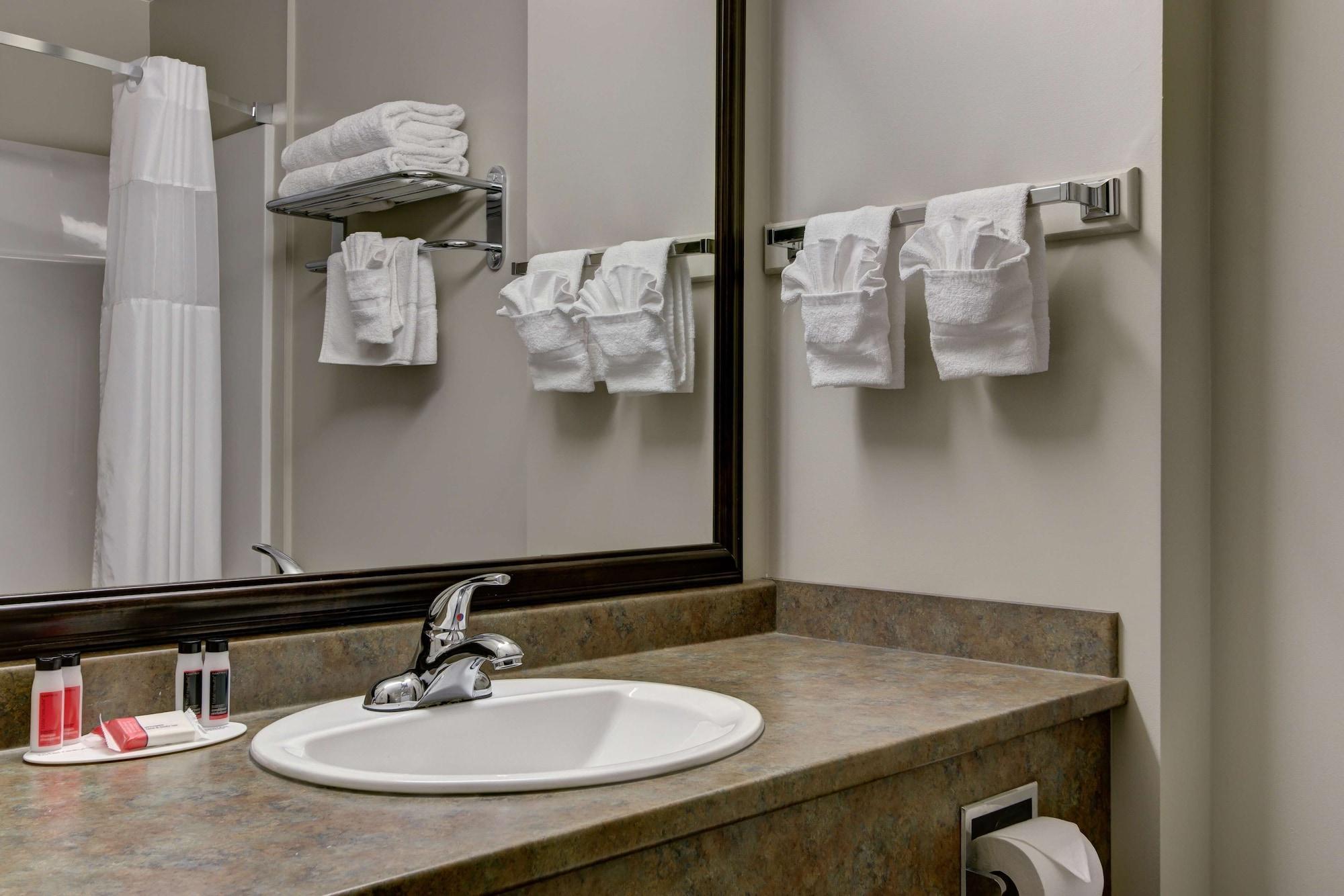 Equipamiento de Habitación Knights Inn Kamloops