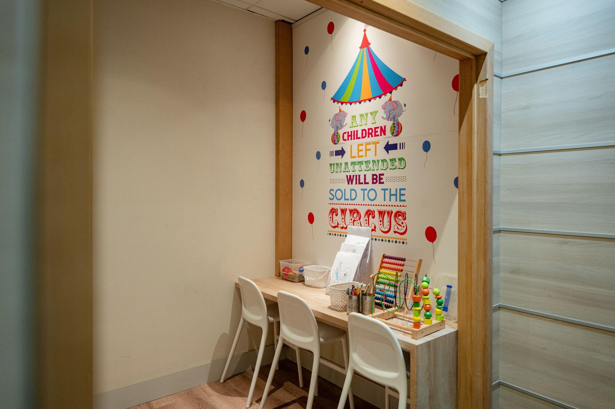 Restaurant Hotel & Aparthotel Casteau Resort Mons