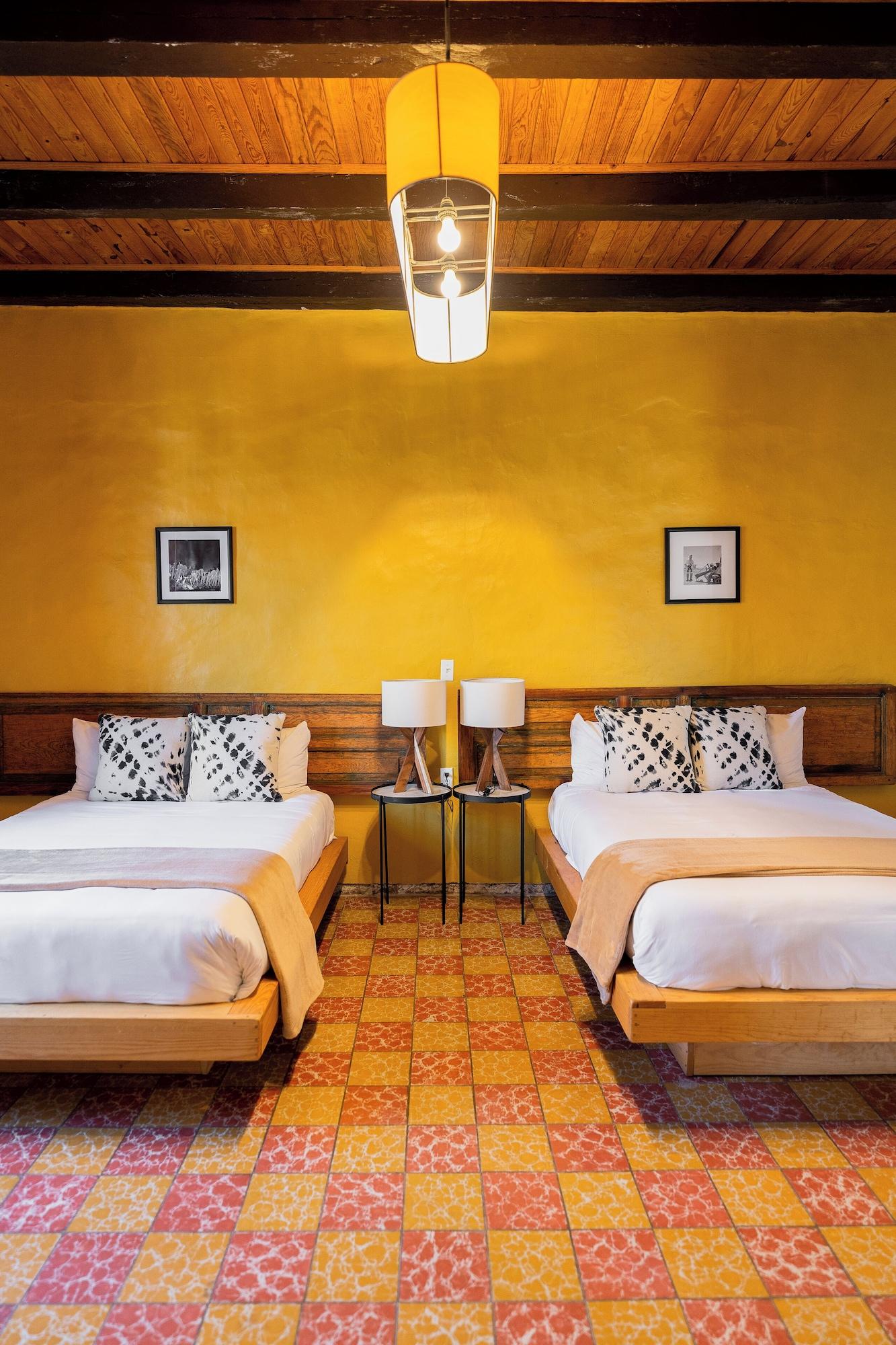 Habitación CASA MADERO