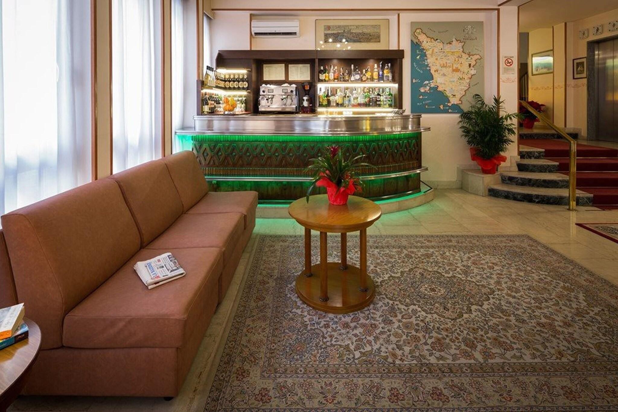 Vista Lobby Hotel Terminus & Plaza