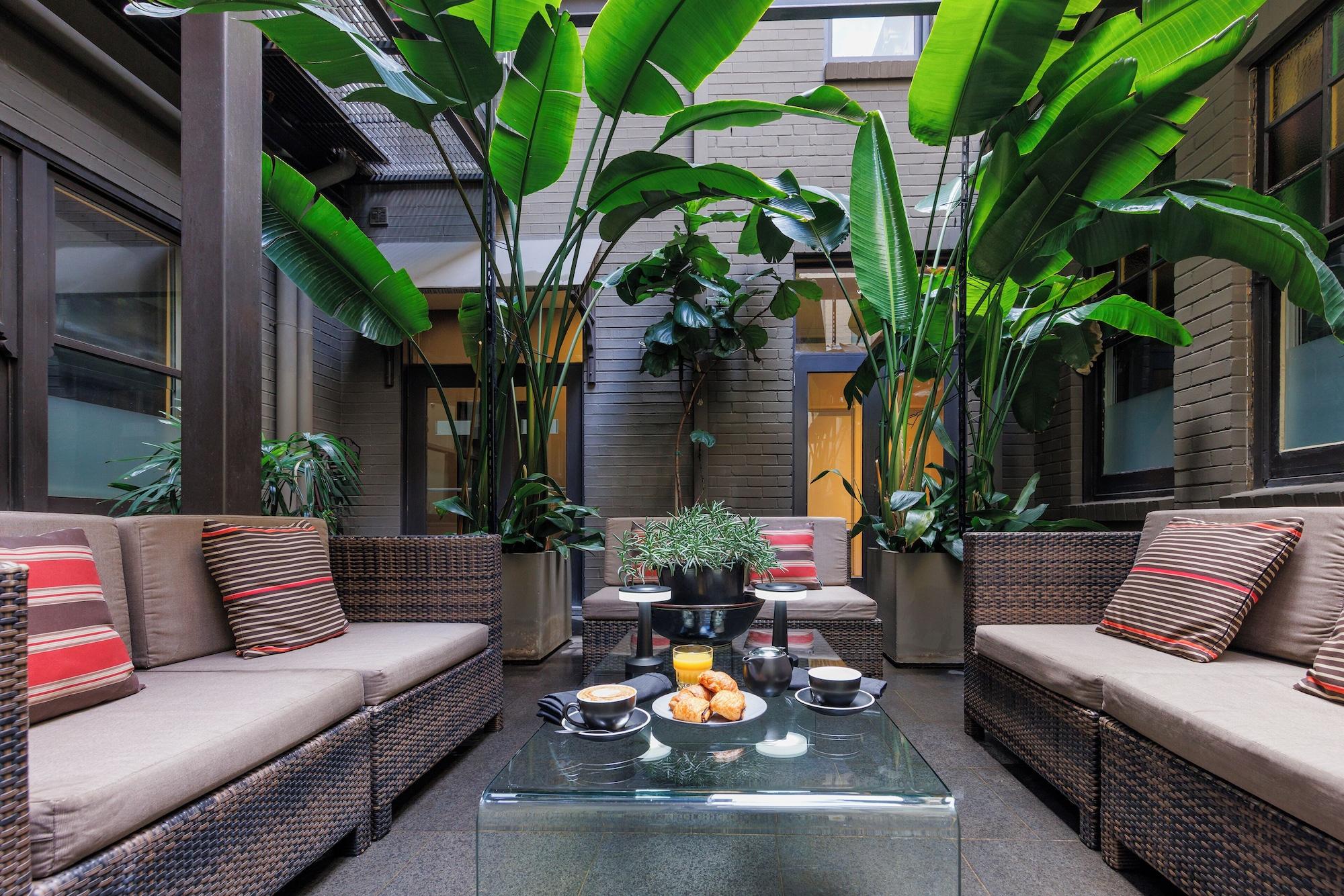 Vista Lobby Vulcan Hotel Sydney