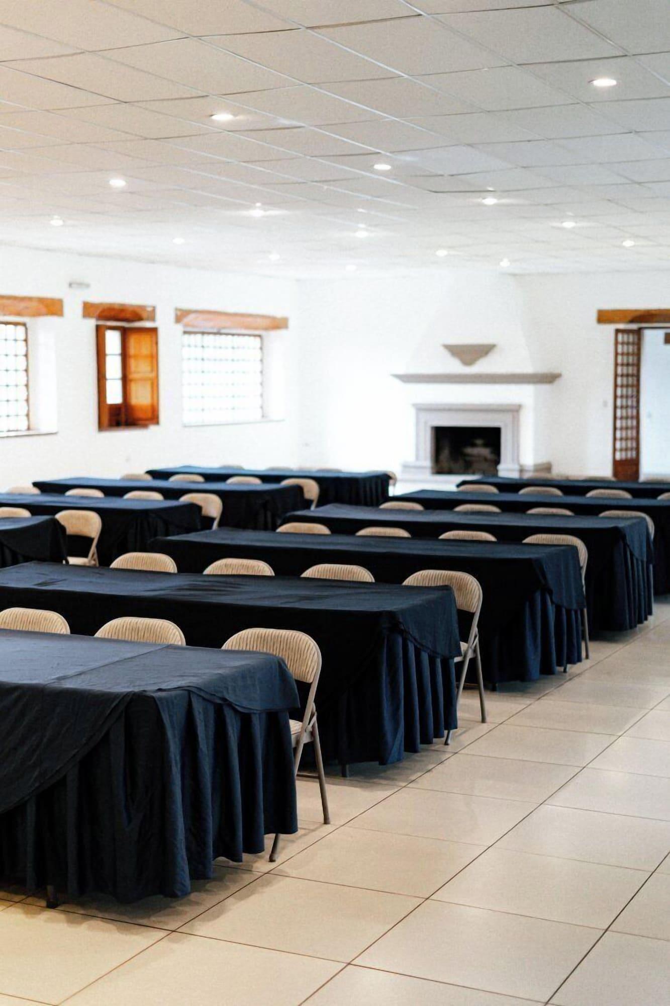 Bar/Salón Best Western Plus Posada de Don Vasco