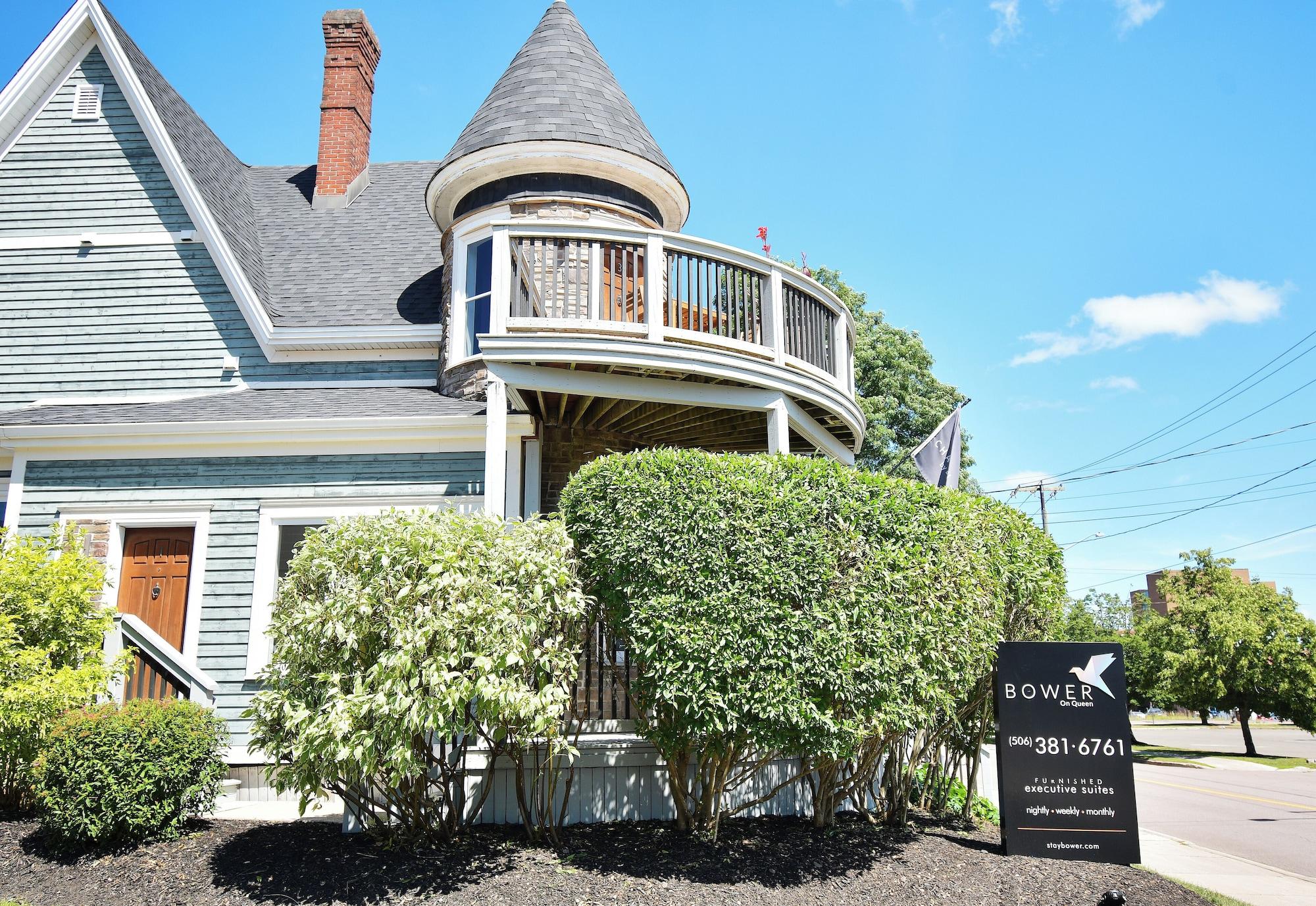 Vista Exterior Château Queen by Bower Boutique Hotels