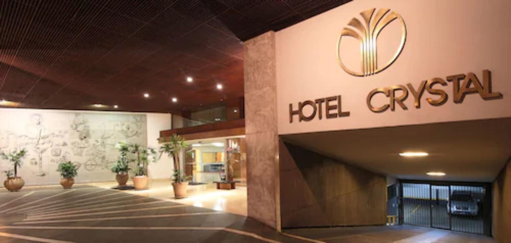 Varios Hotel Crystal