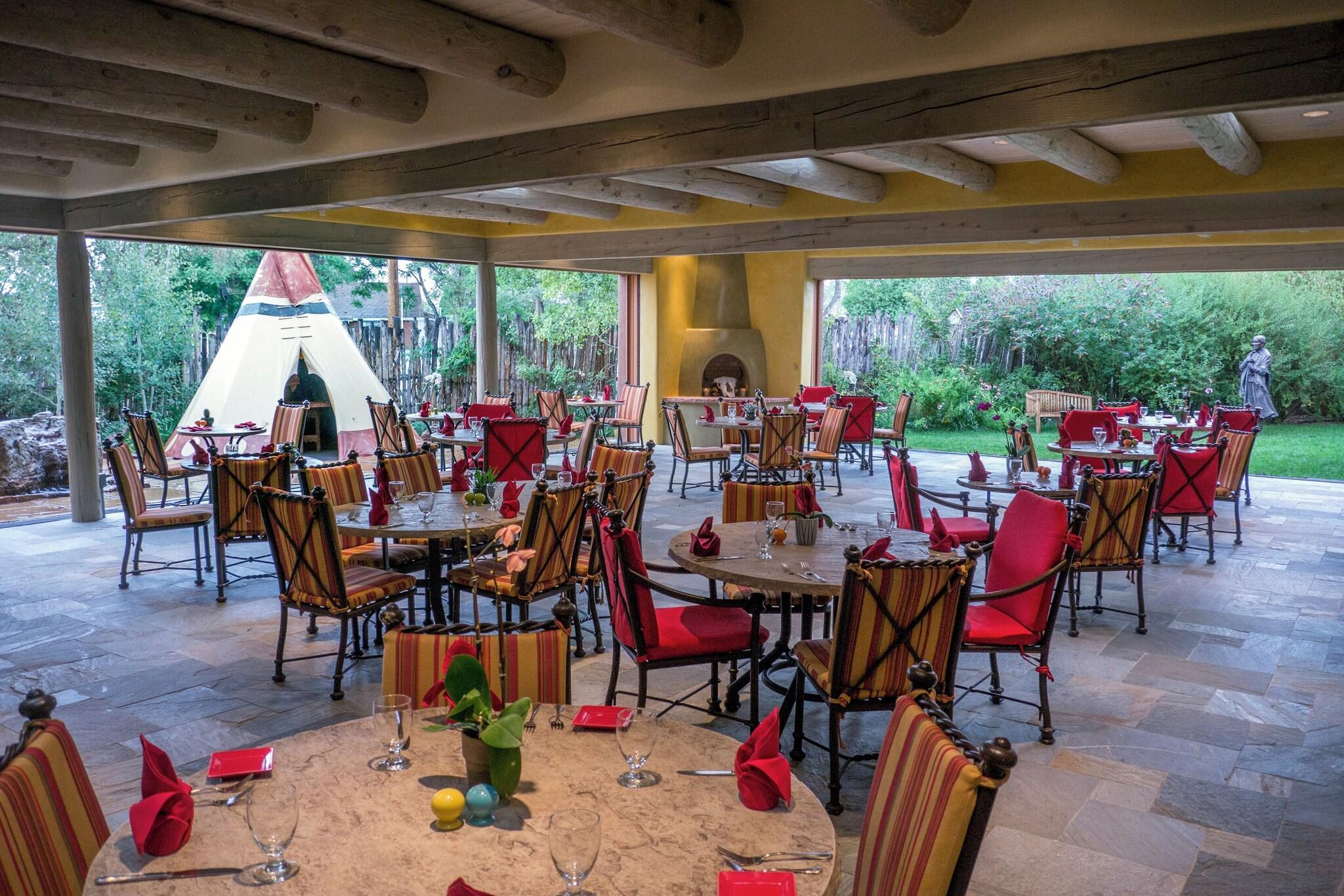 Restaurant The Hacienda & Spa at Hotel Santa Fe