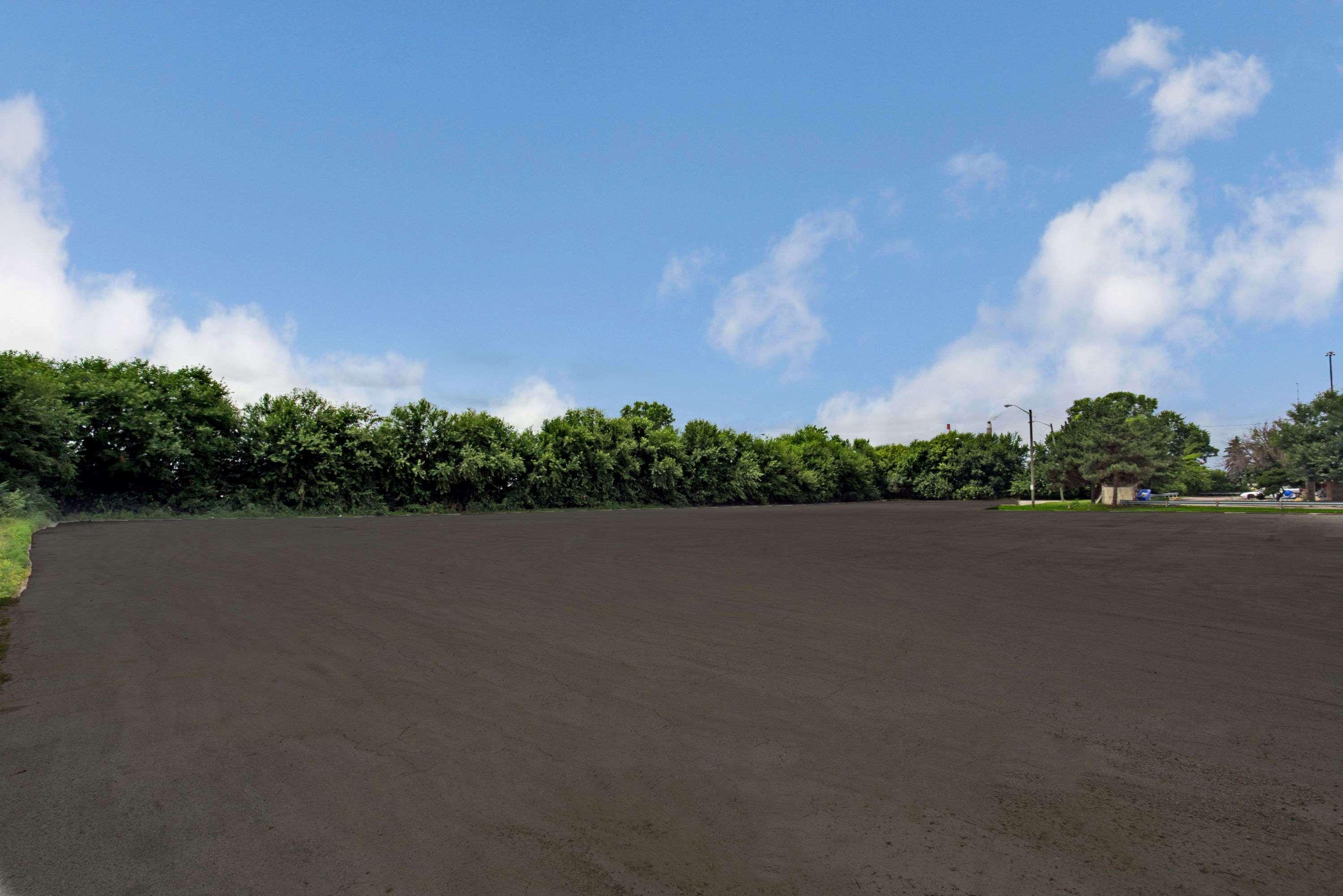 Vista Exterior Exceed Inn