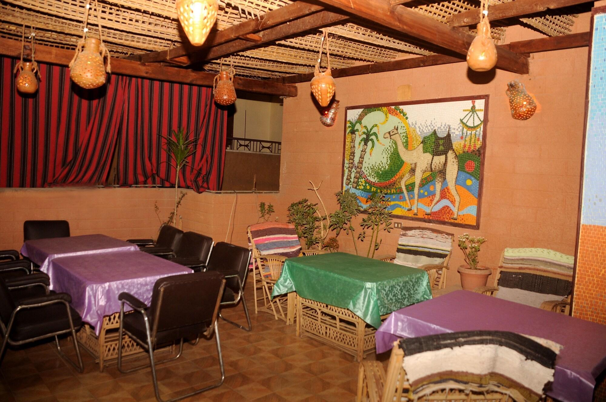 Restaurant Happy Land Luxor