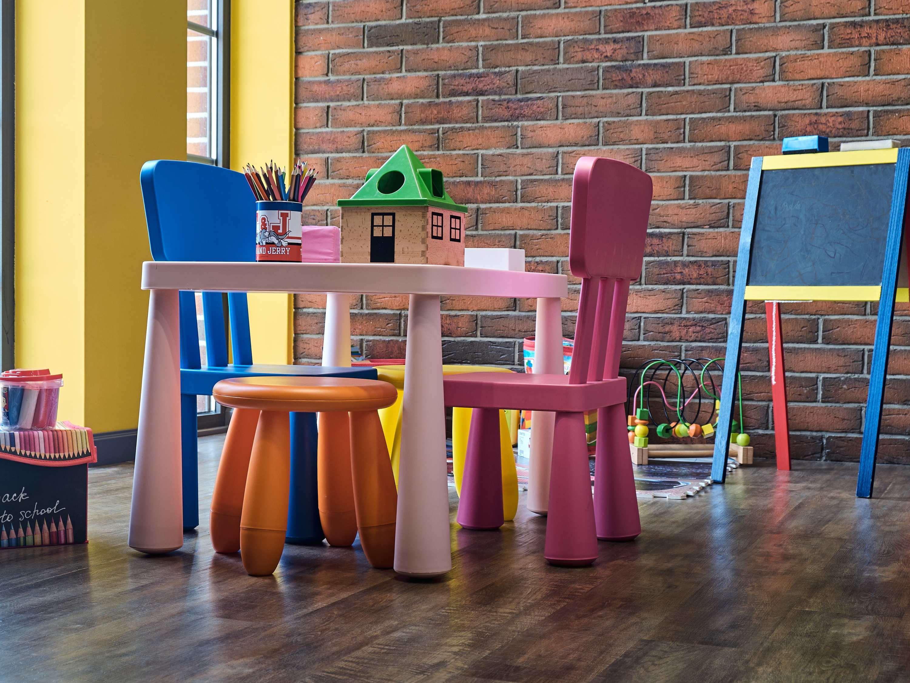 Varios Ibis Styles Arad