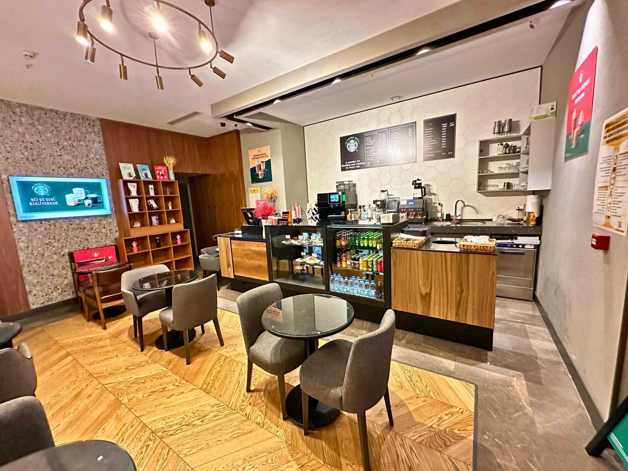 Bar/Salón Edition Old City Hotel