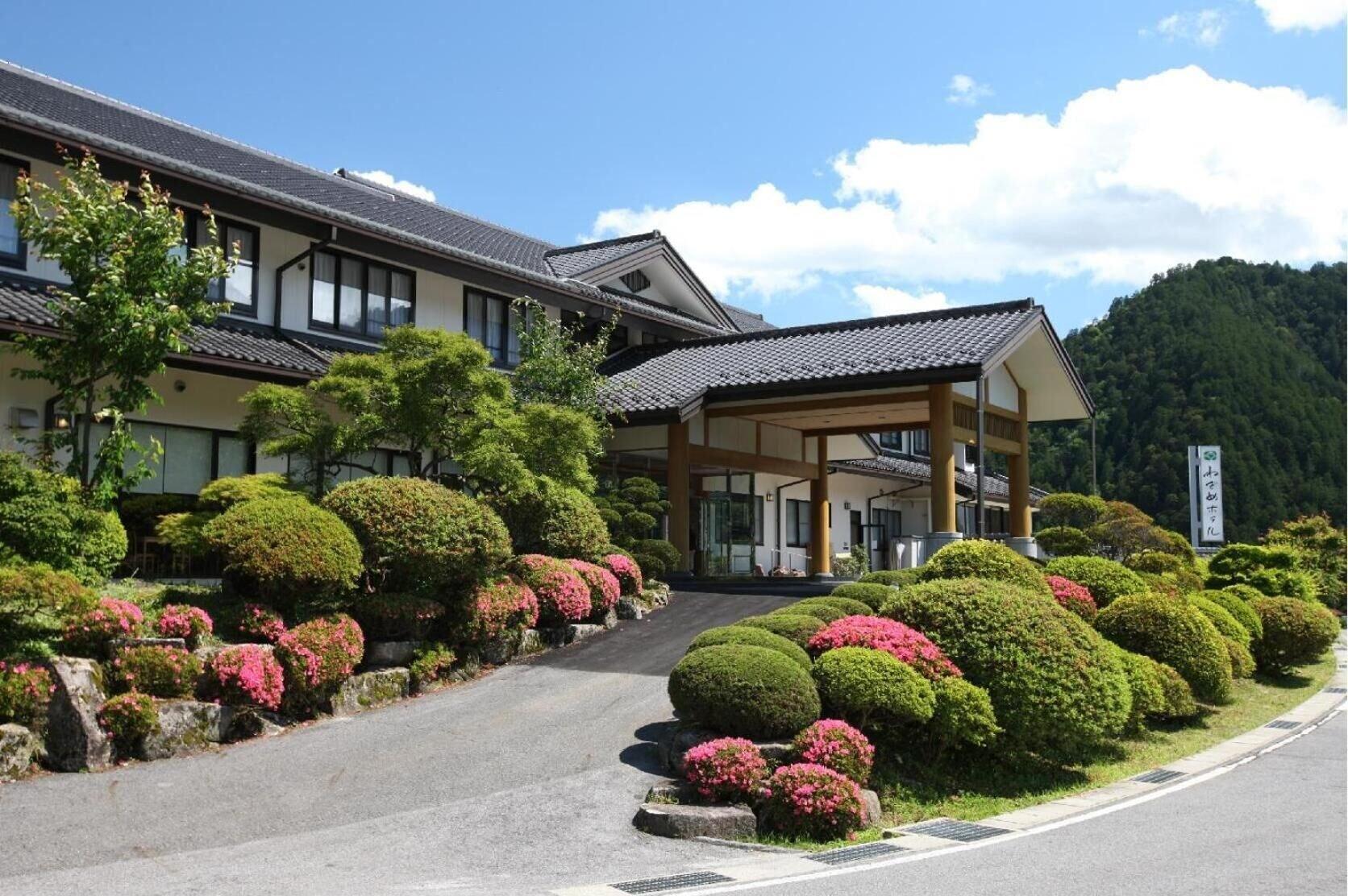 Vista Exterior Nezame Hotel