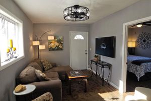 Alojamiento - Oasis in the Desert, 2-bed, pool/hot tub, BBQ, firepit, 6 minutes to Ft Huachuca