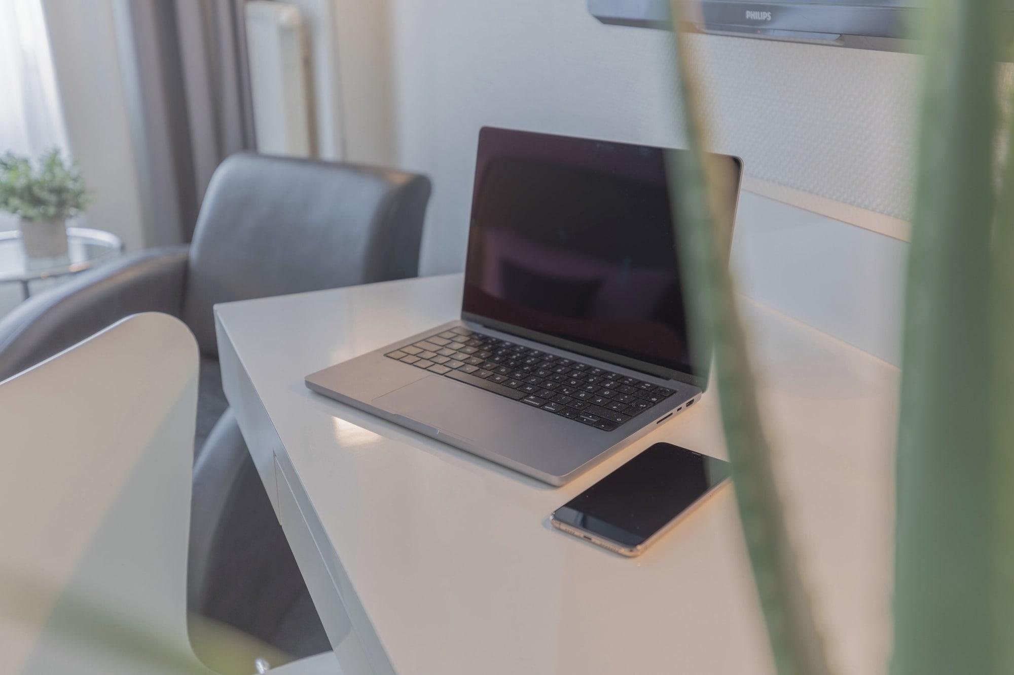 Set de Habitación Garner Hotel Berlin - Checkpoint Charlie by IHG